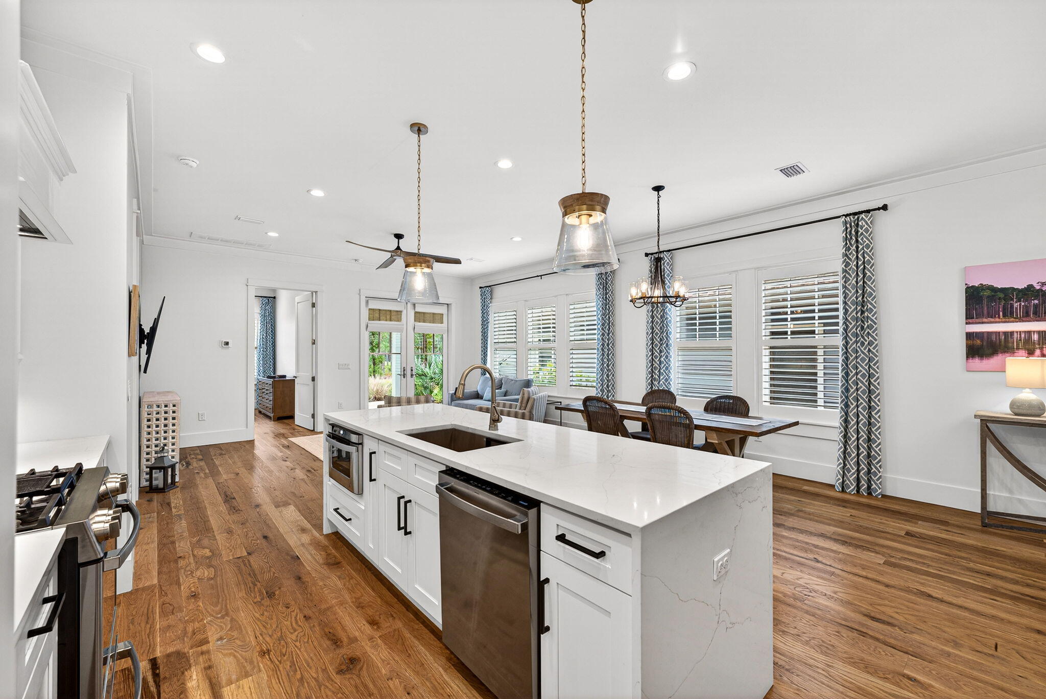 WILD HERON - Residential