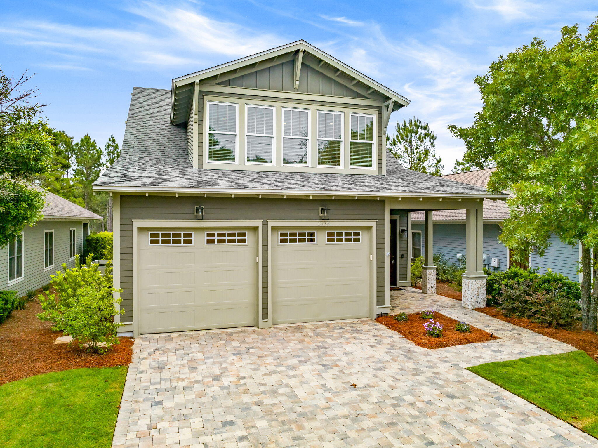 WILD HERON - Residential