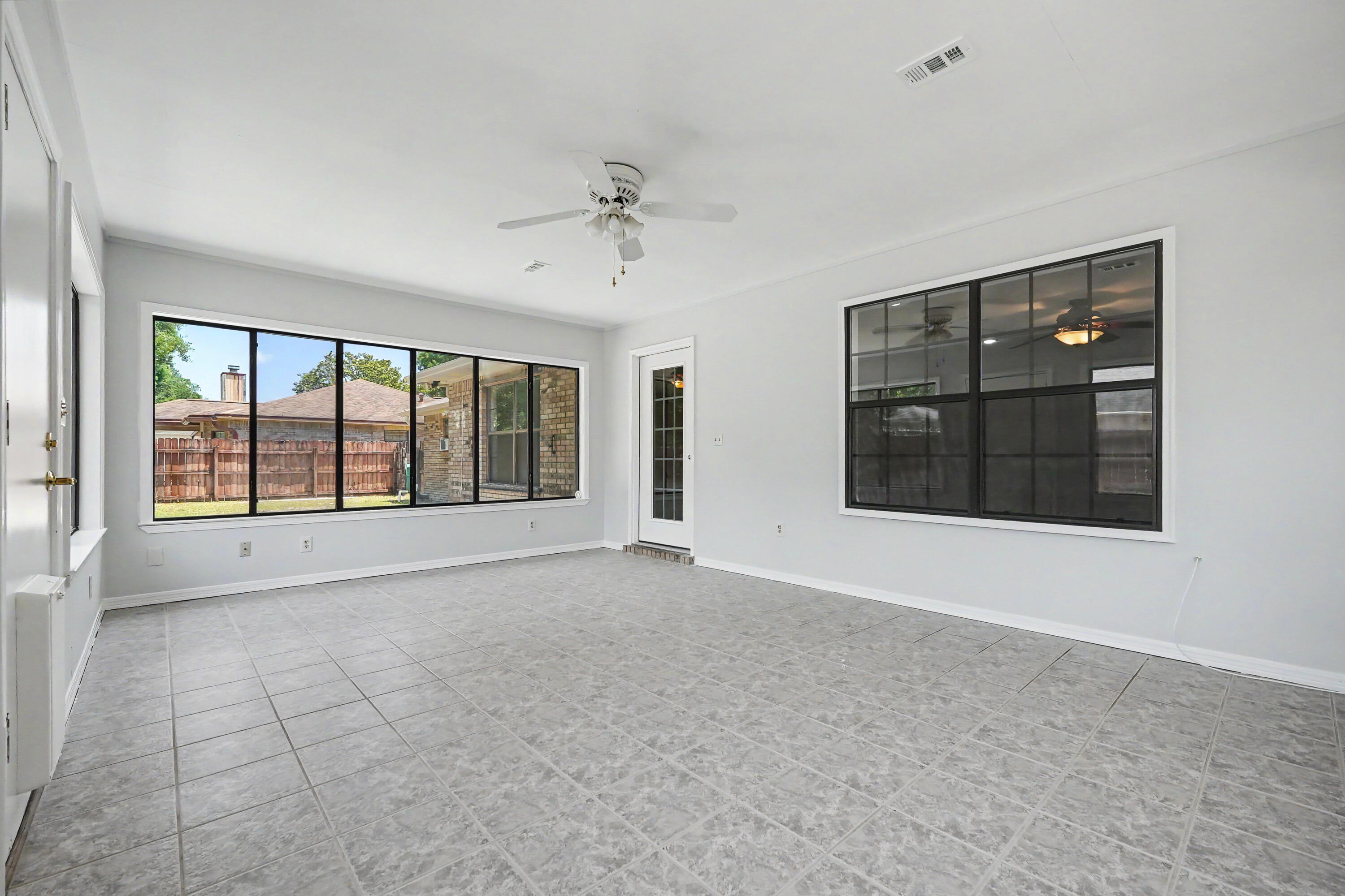 LIVE OAK SHORES - Residential