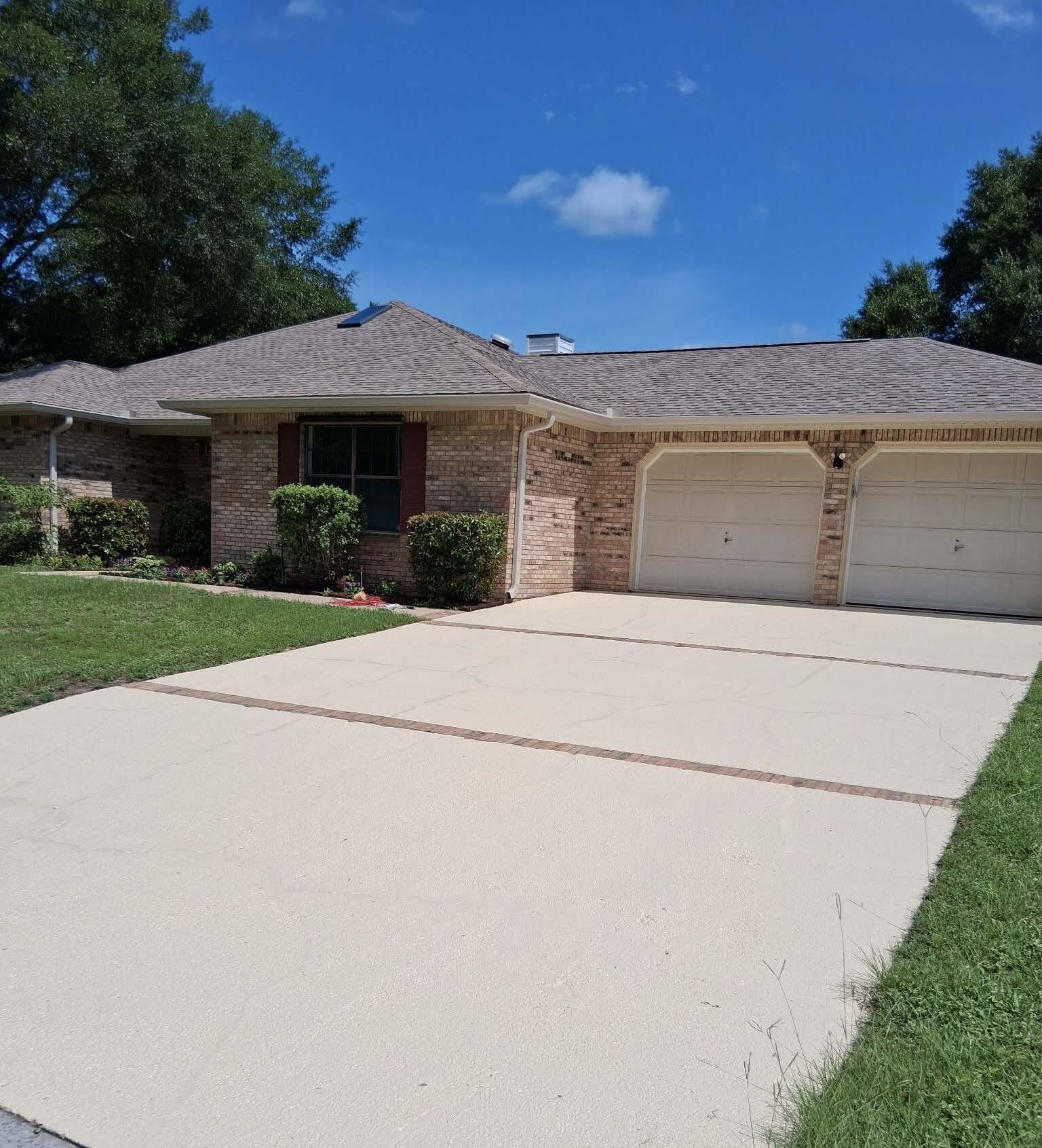 LIVE OAK SHORES - Residential