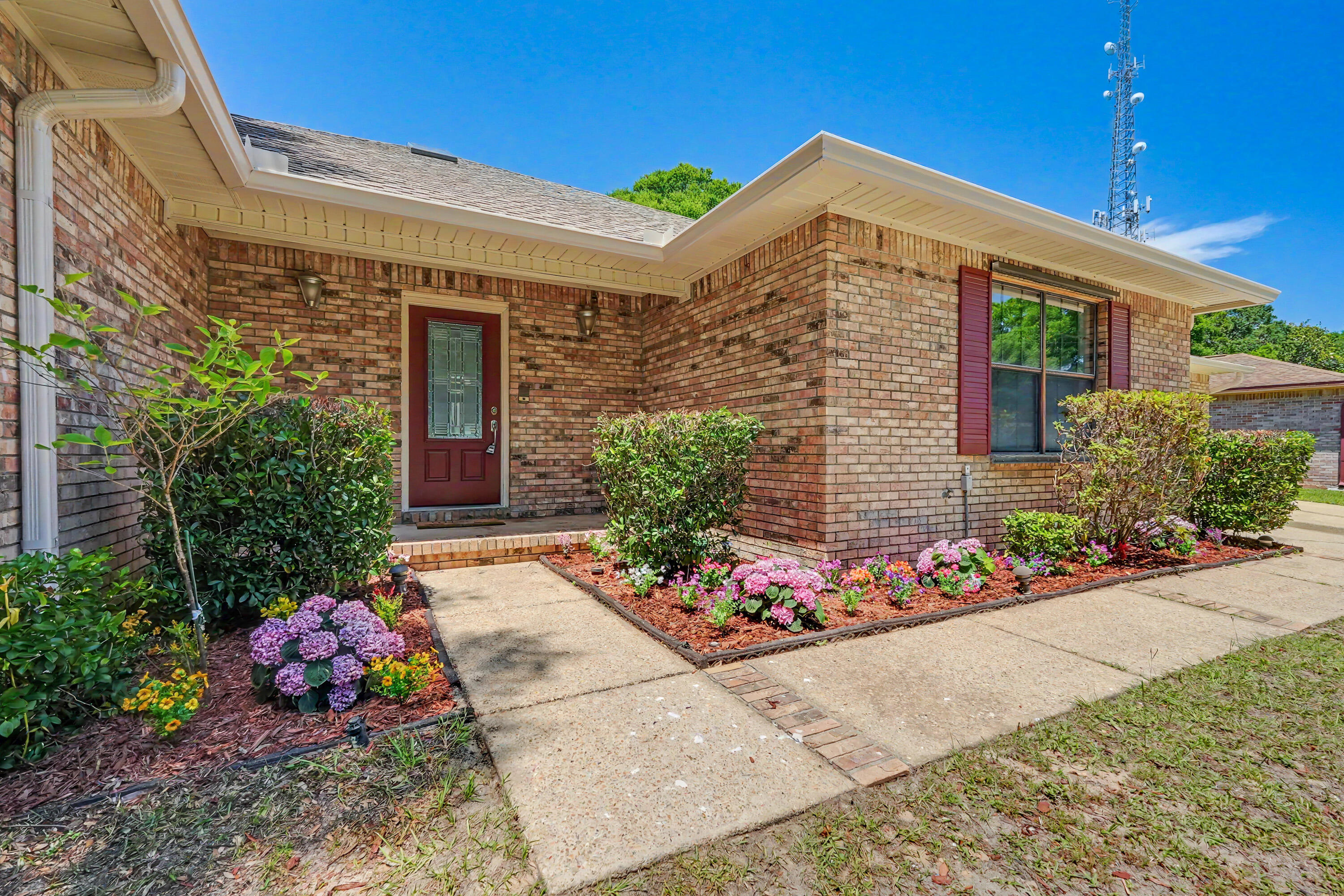 LIVE OAK SHORES - Residential