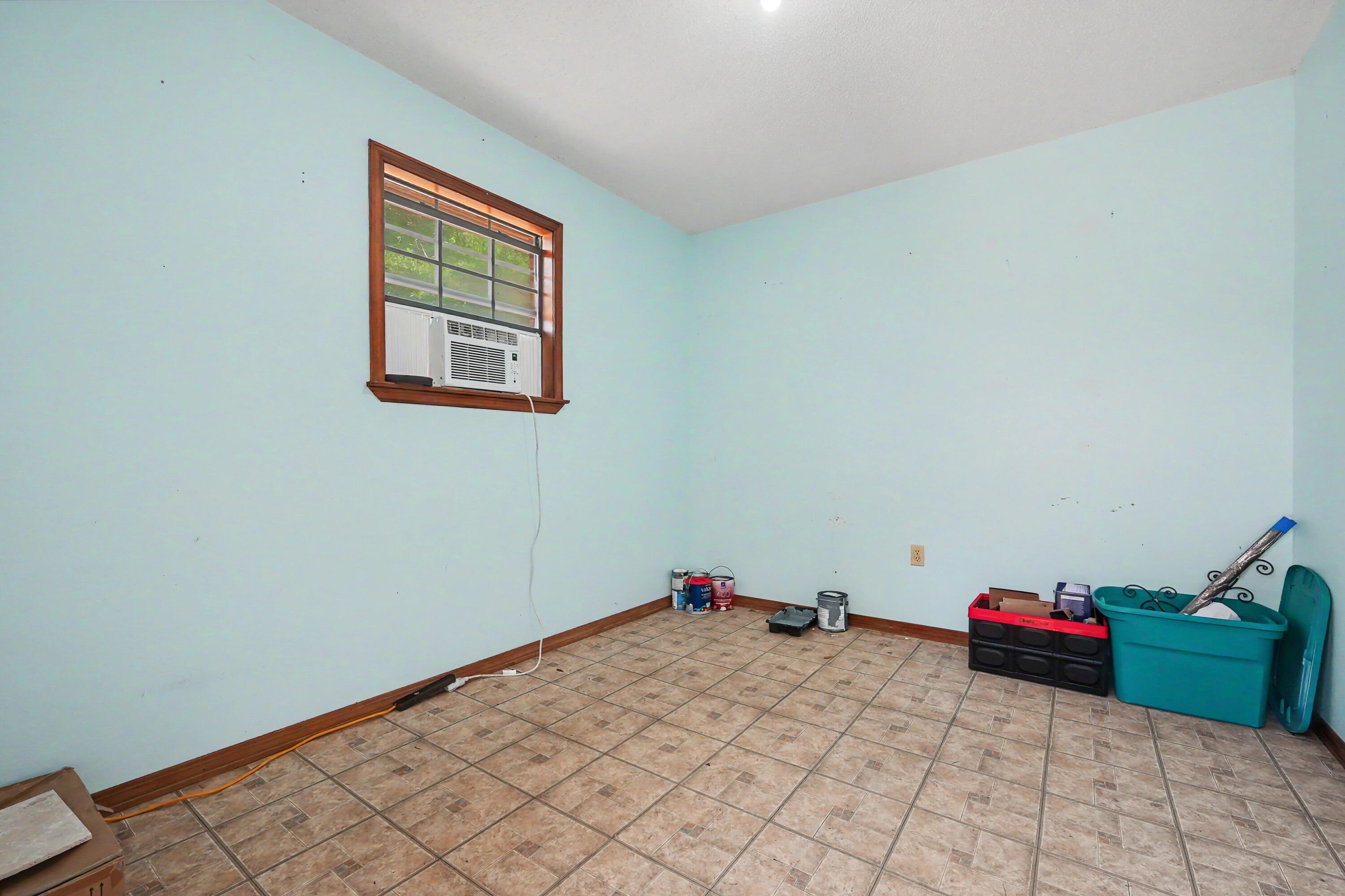 LIVE OAK SHORES - Residential