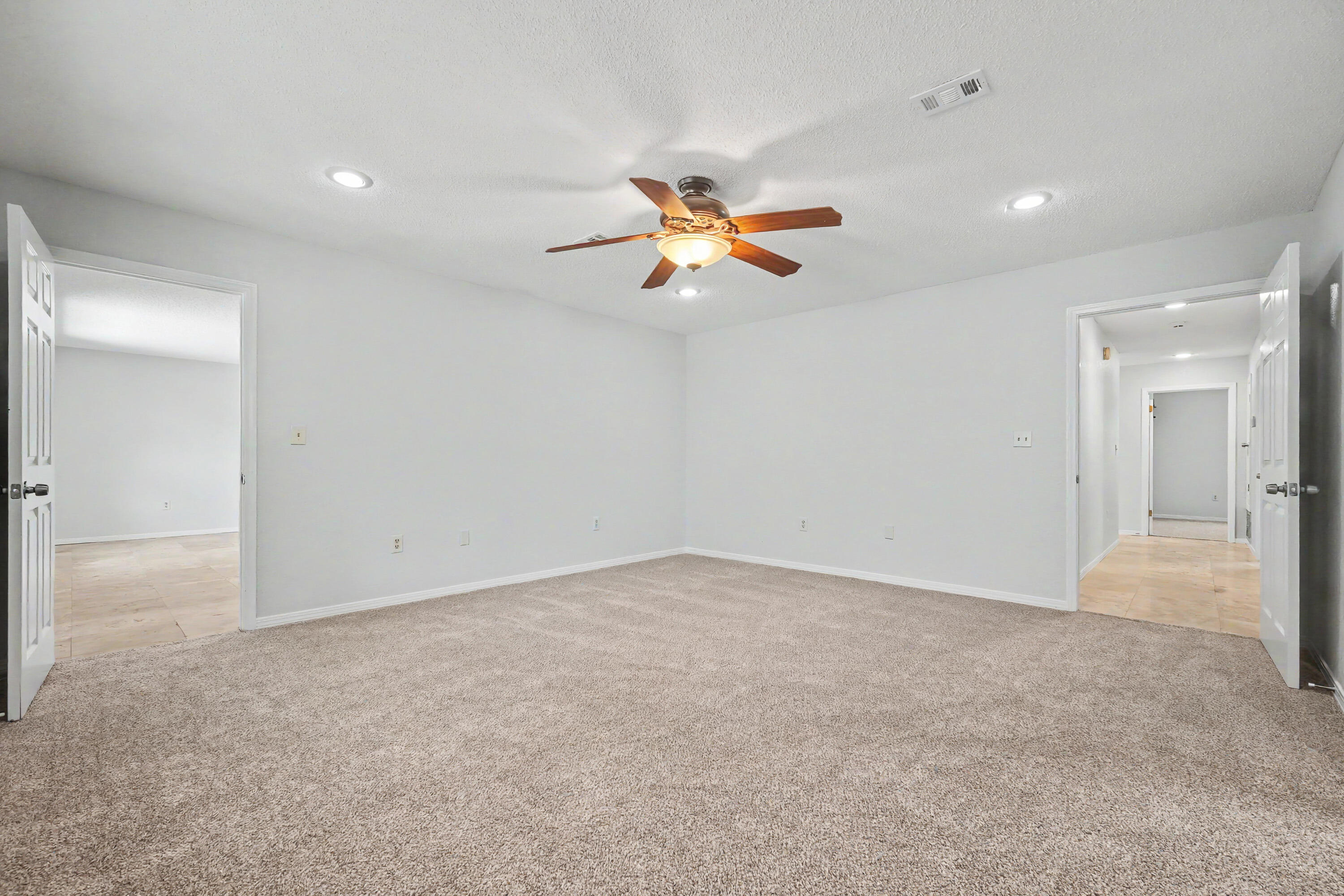 LIVE OAK SHORES - Residential