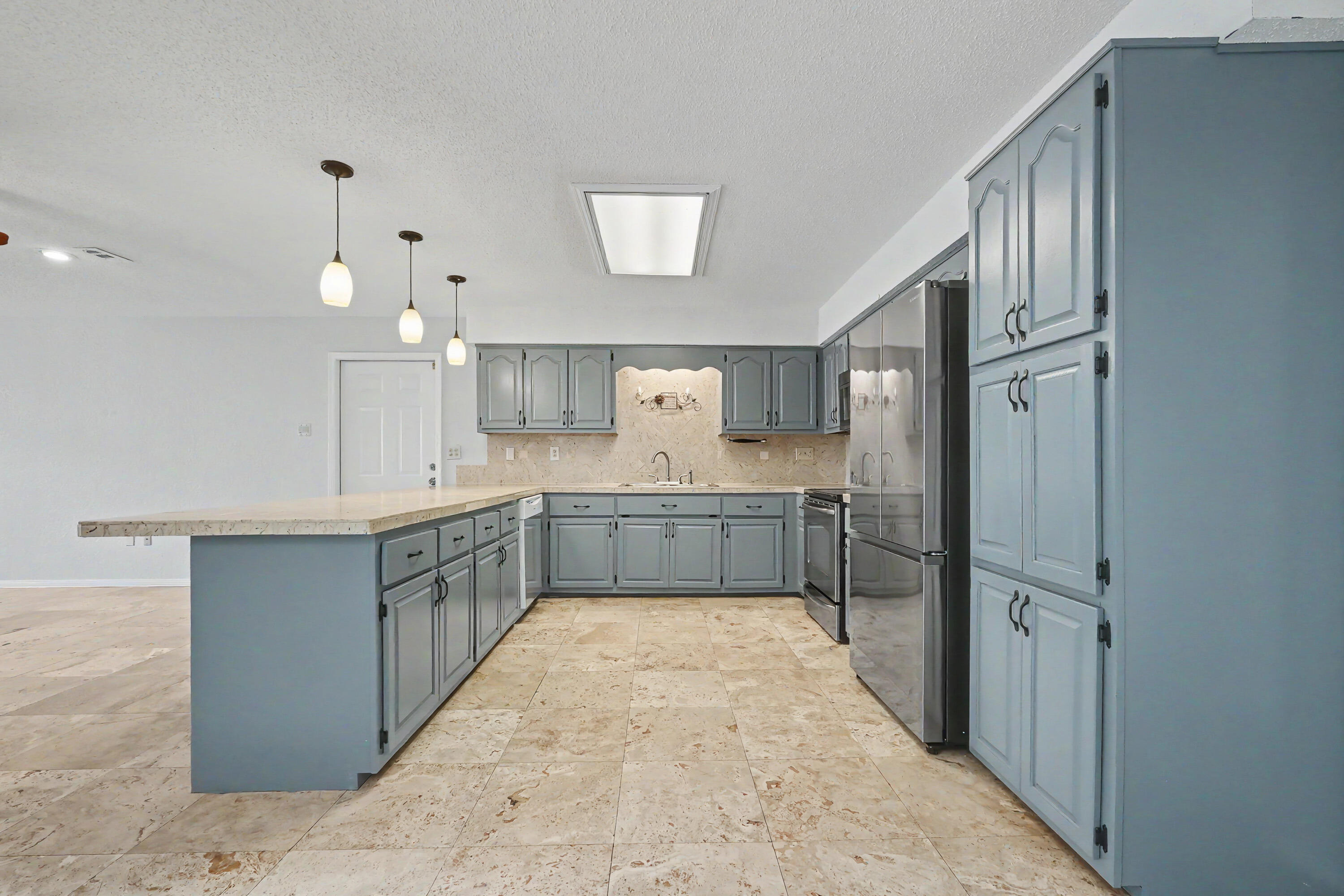 LIVE OAK SHORES - Residential