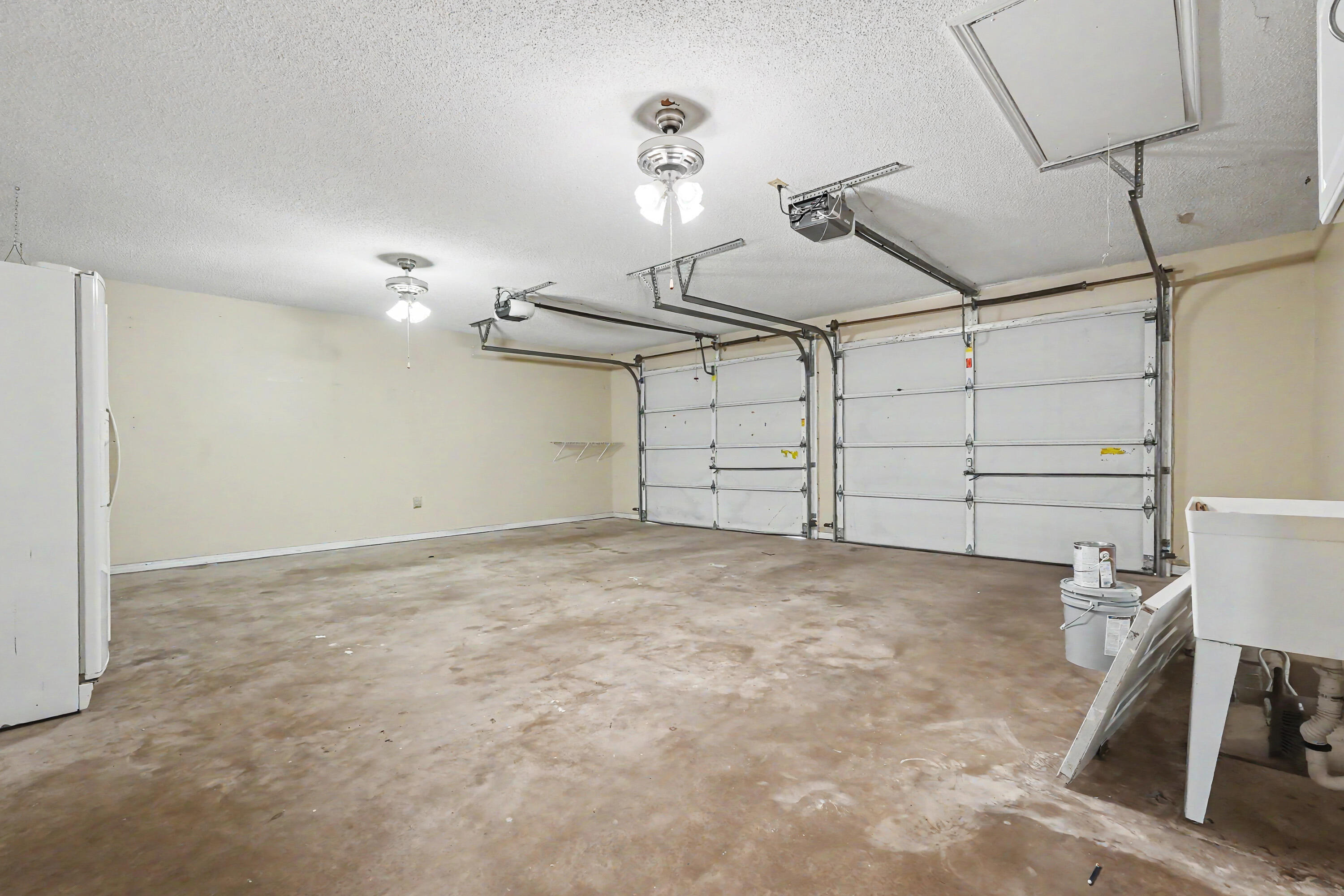 LIVE OAK SHORES - Residential