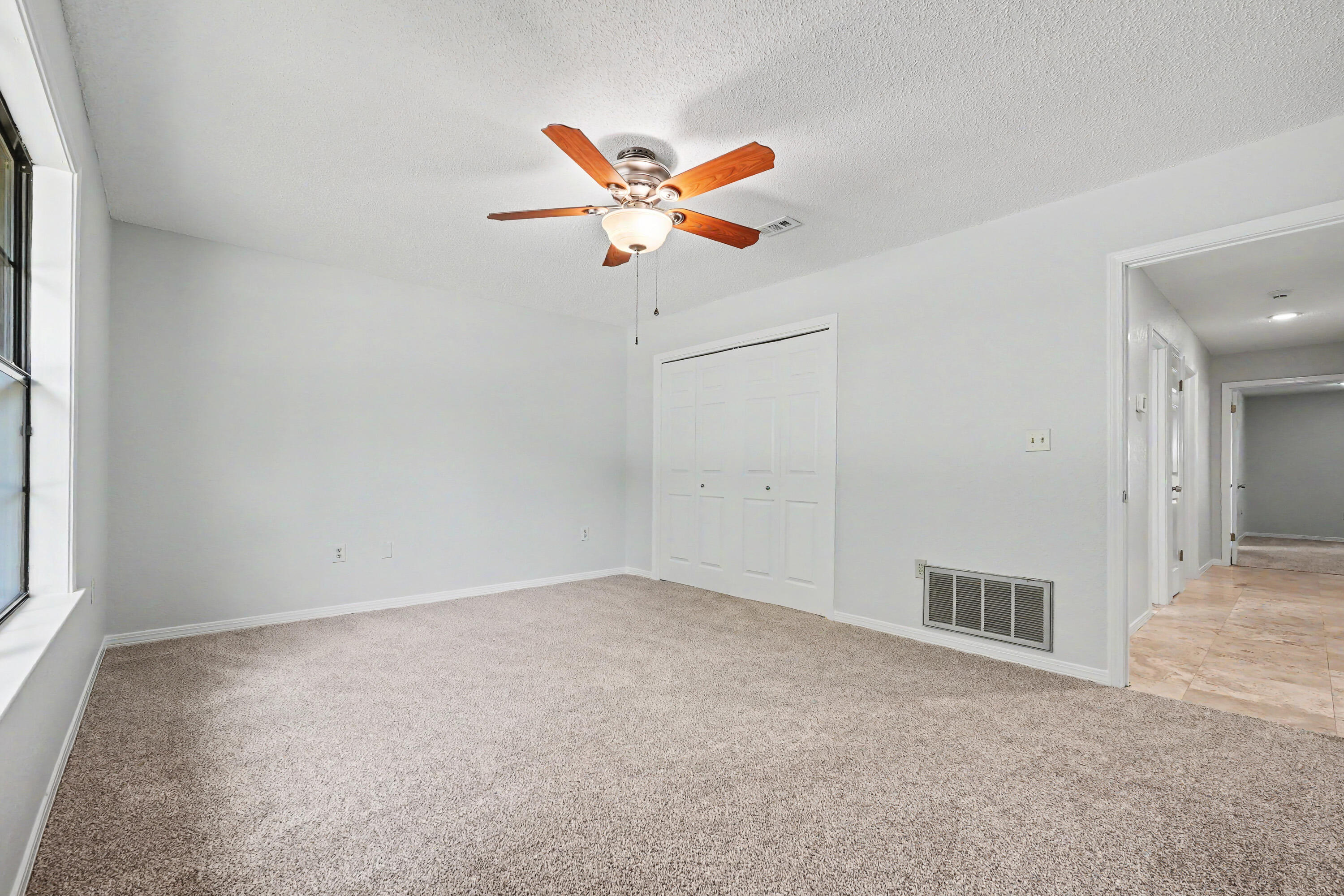 LIVE OAK SHORES - Residential