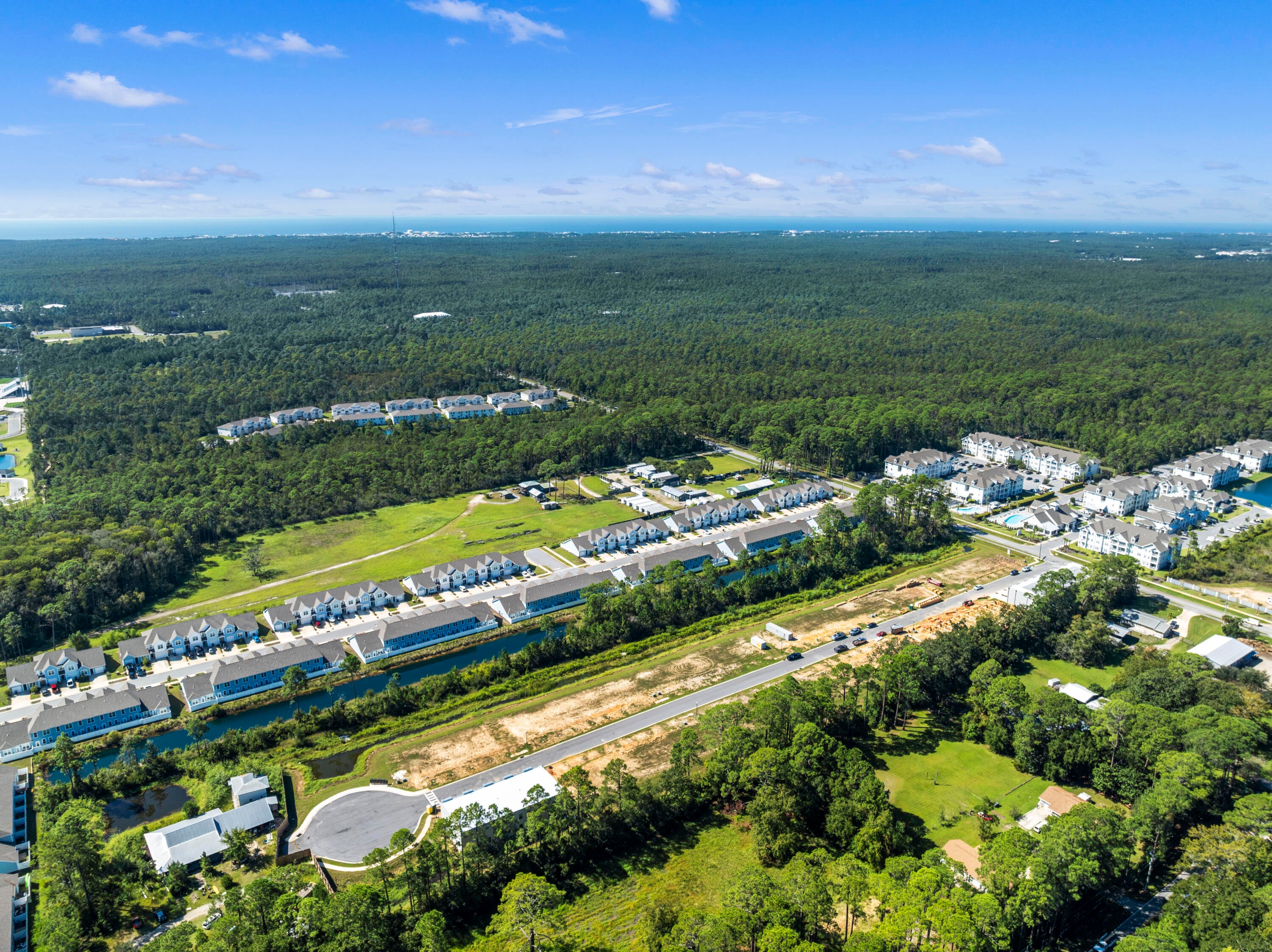 SAWGRASS RESERVE - Residential