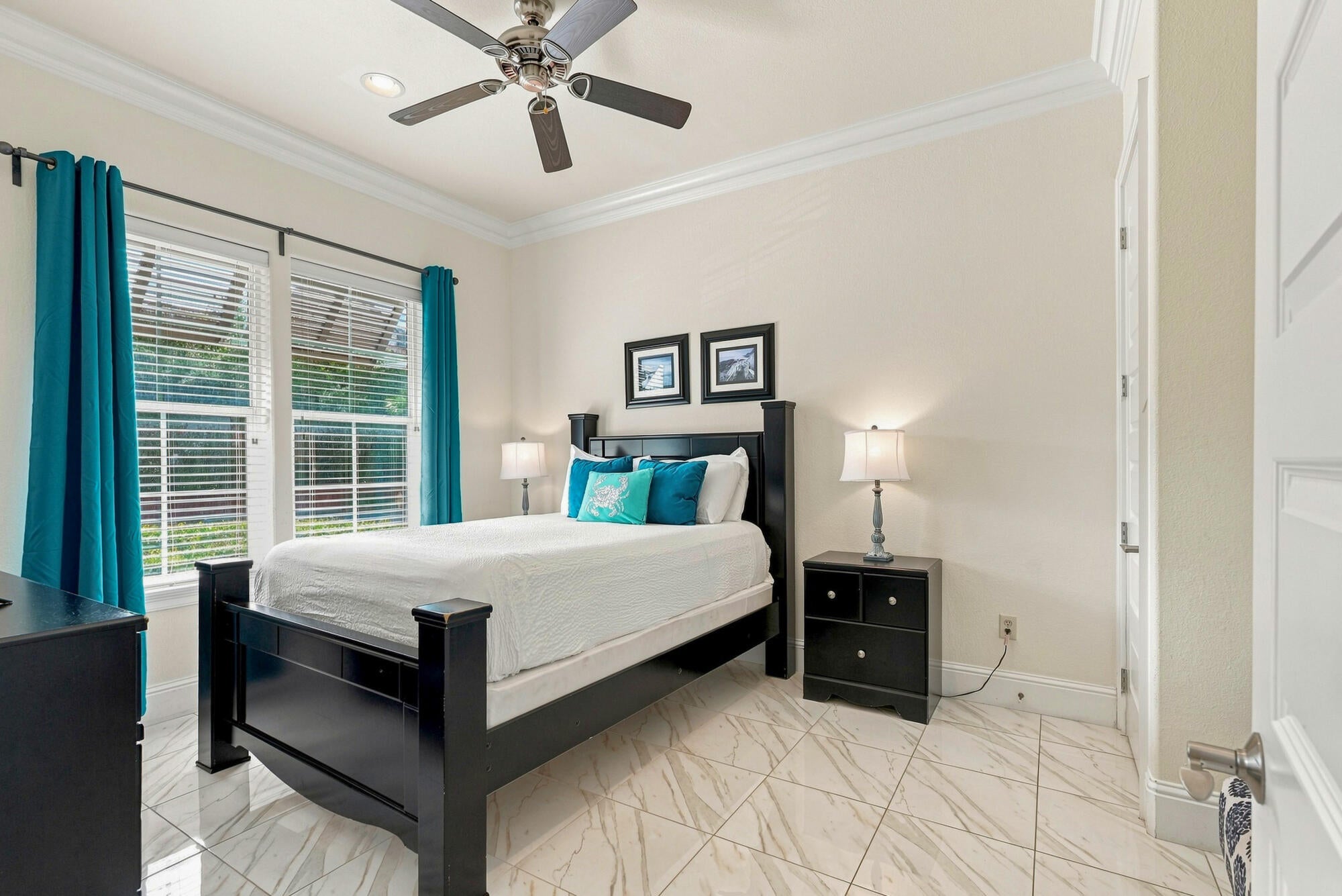 MIRAMAR BEACH VILLAS - Residential