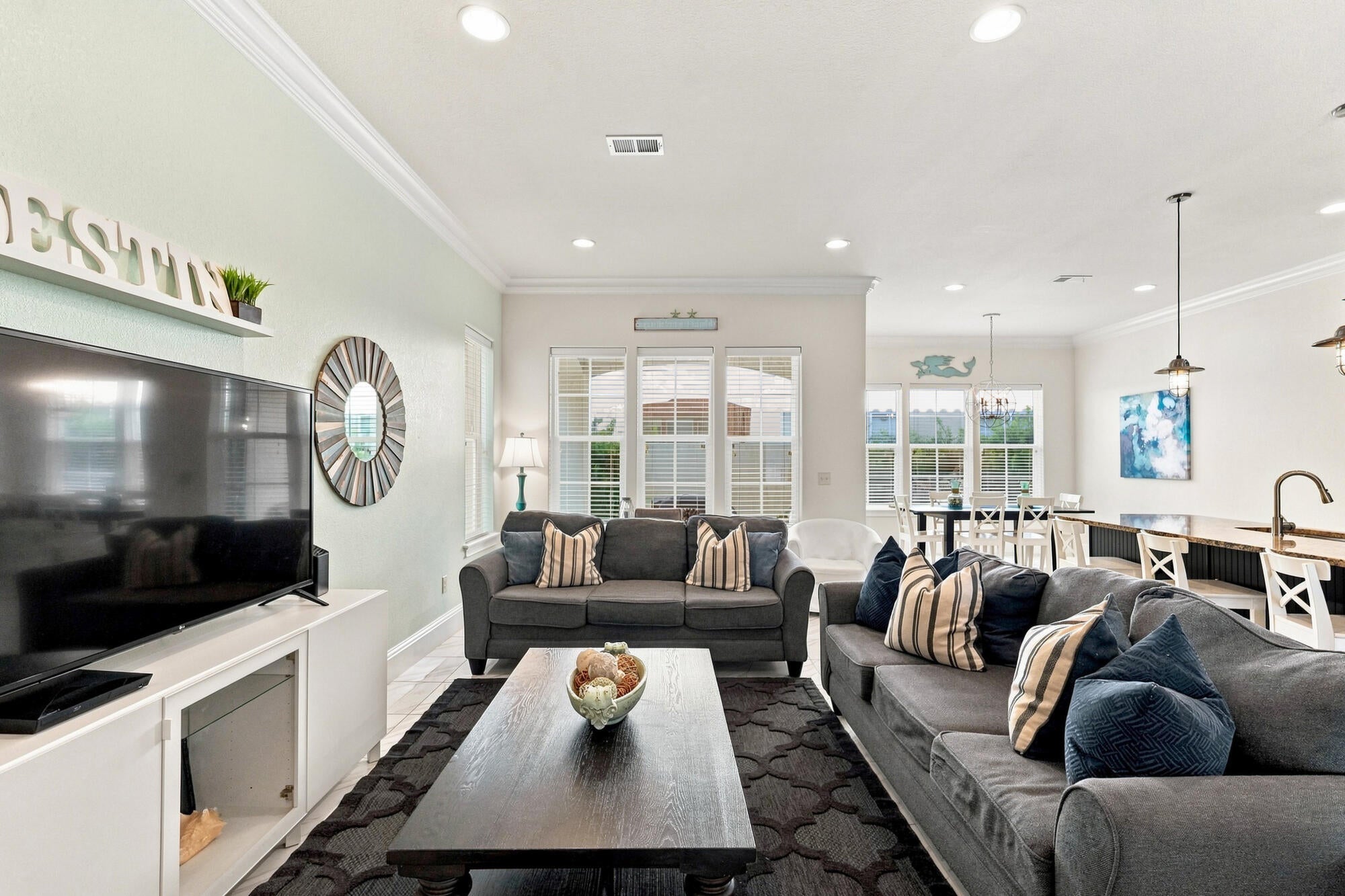 MIRAMAR BEACH VILLAS - Residential