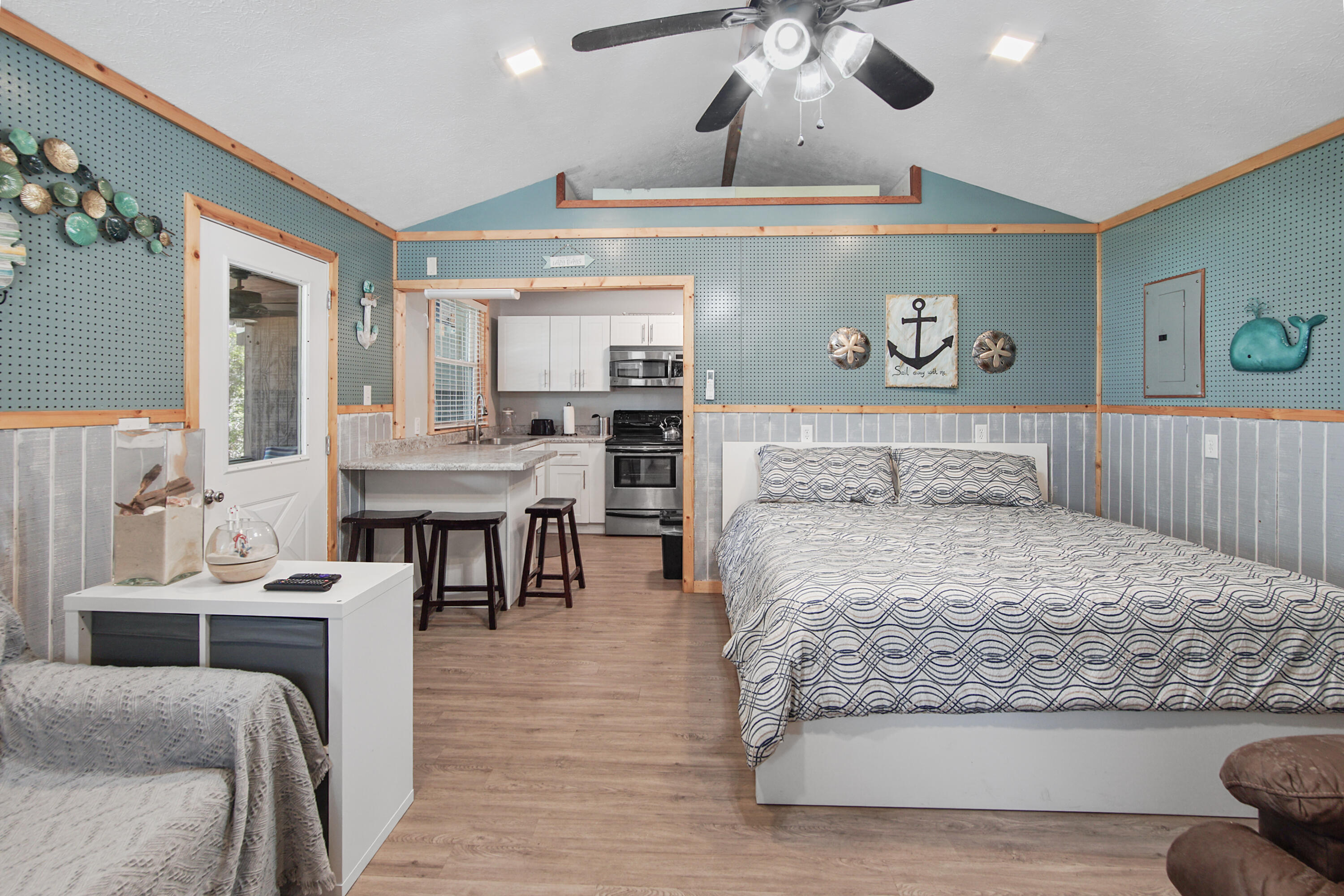 silver lake - Residential
