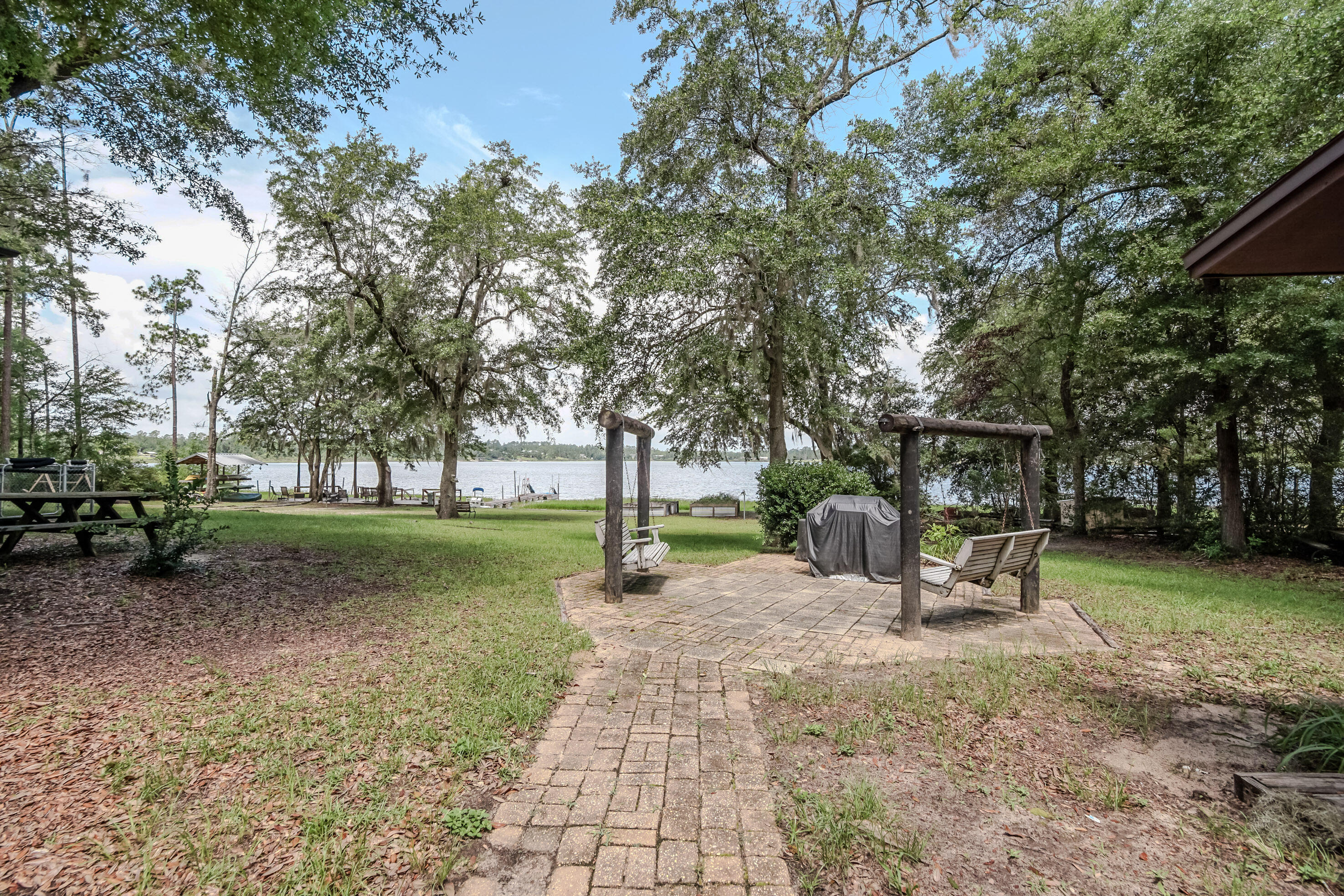 silver lake - Residential