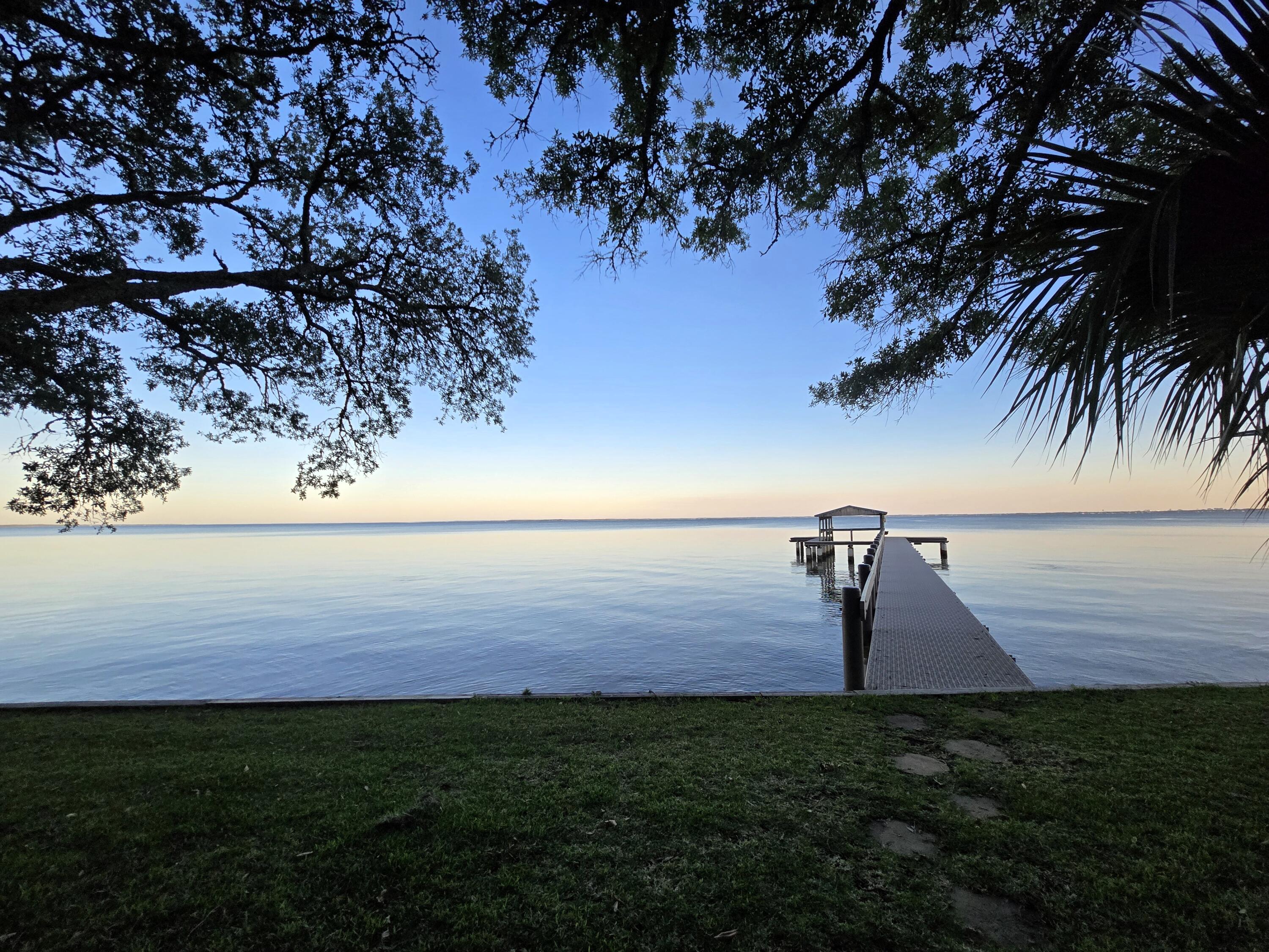 CEDAR BEACH - Residential