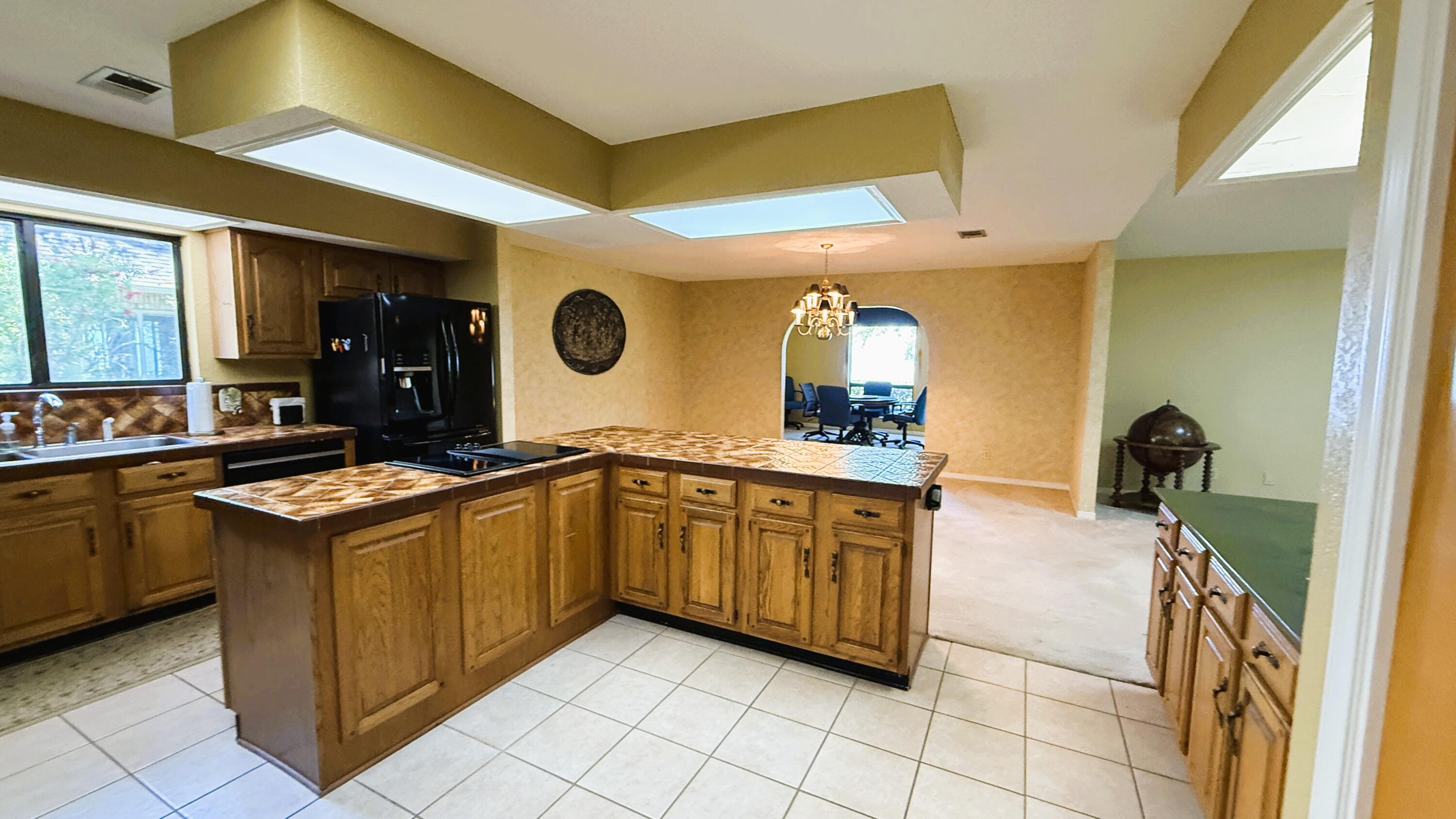 CEDAR BEACH - Residential