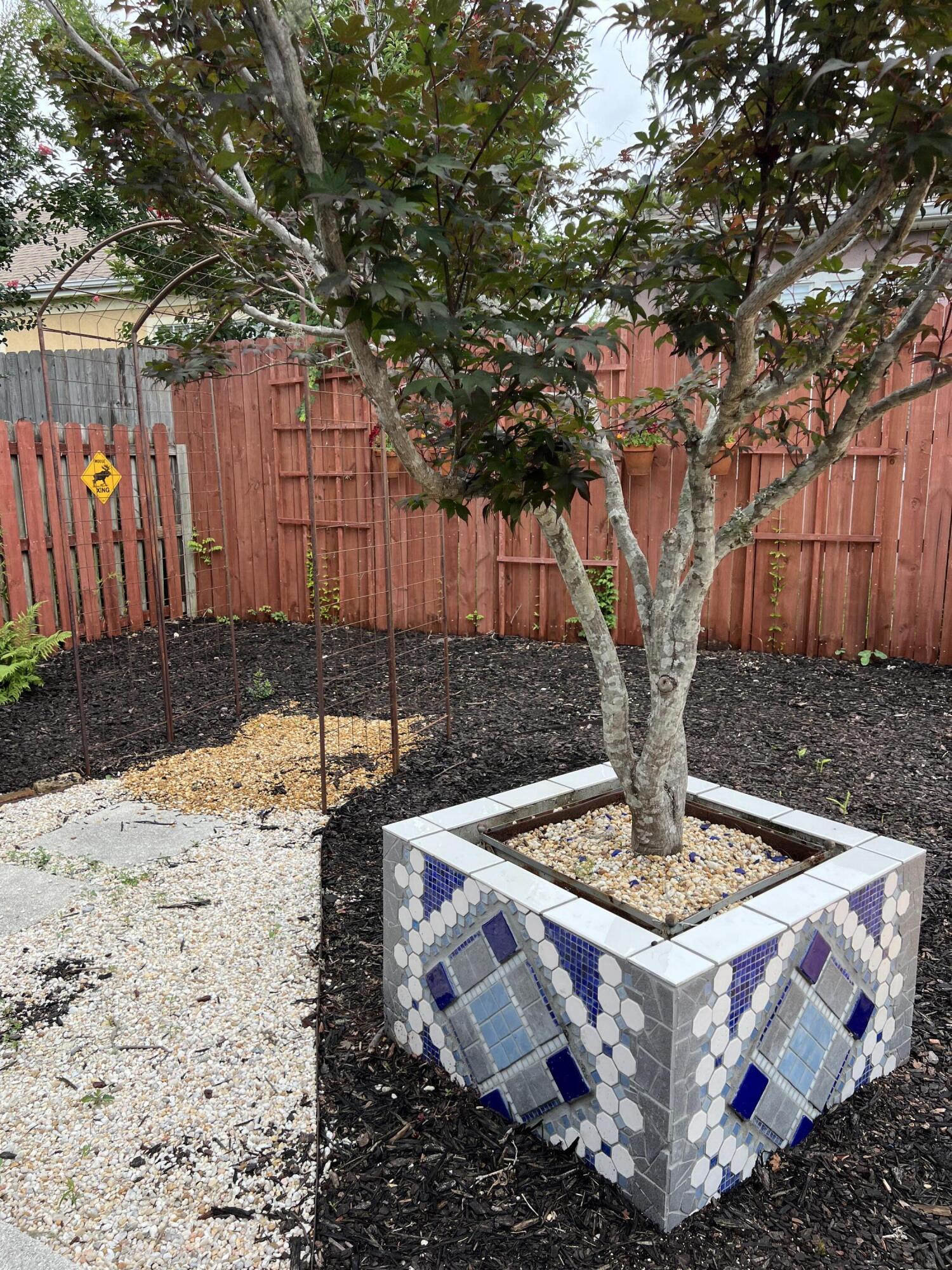 BRIDGEPORT COLONY - Residential Lease