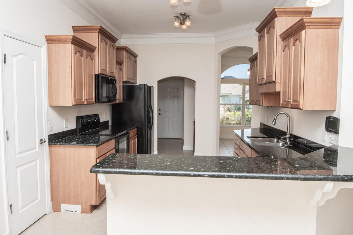 BRIDGEPORT COLONY - Residential Lease