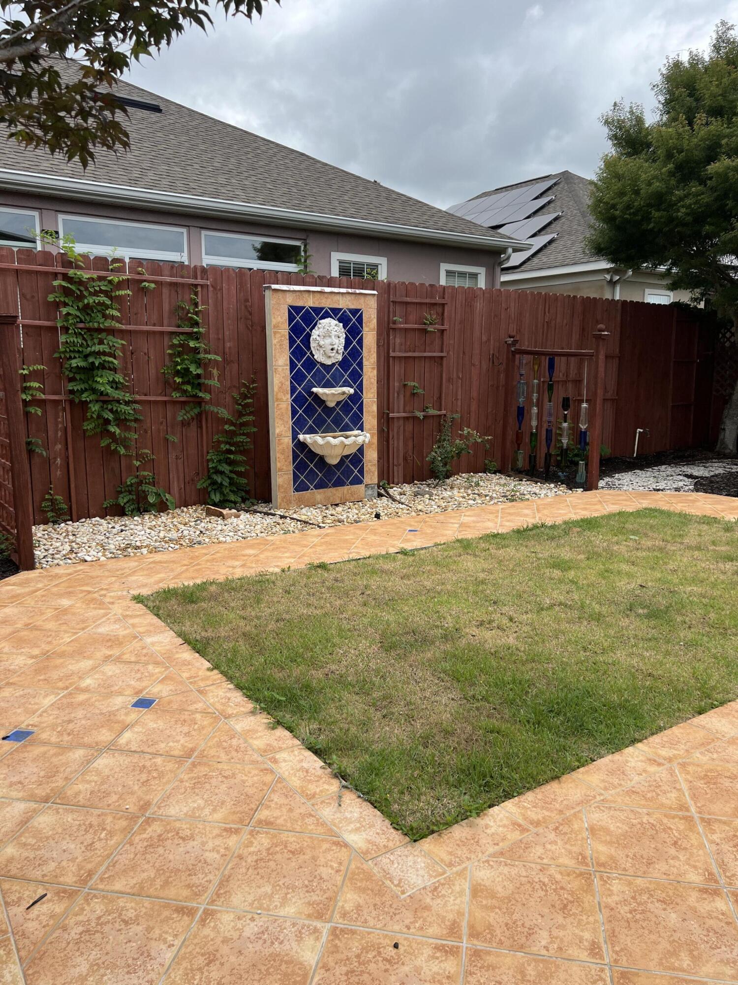 BRIDGEPORT COLONY - Residential Lease