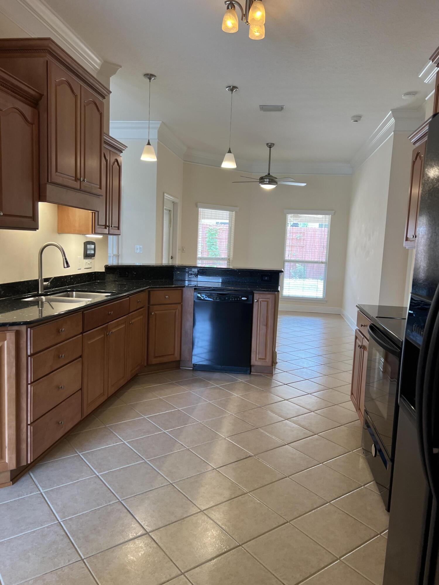 BRIDGEPORT COLONY - Residential Lease