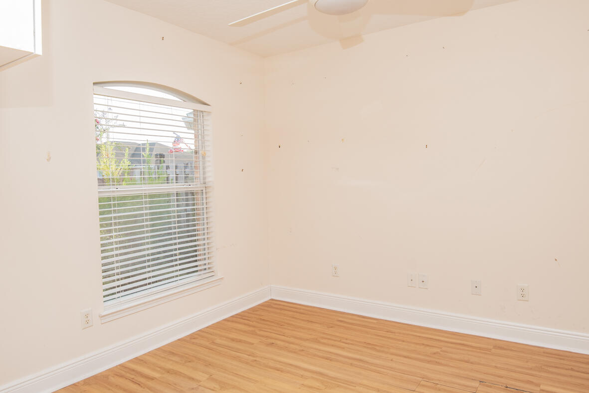 BRIDGEPORT COLONY - Residential Lease