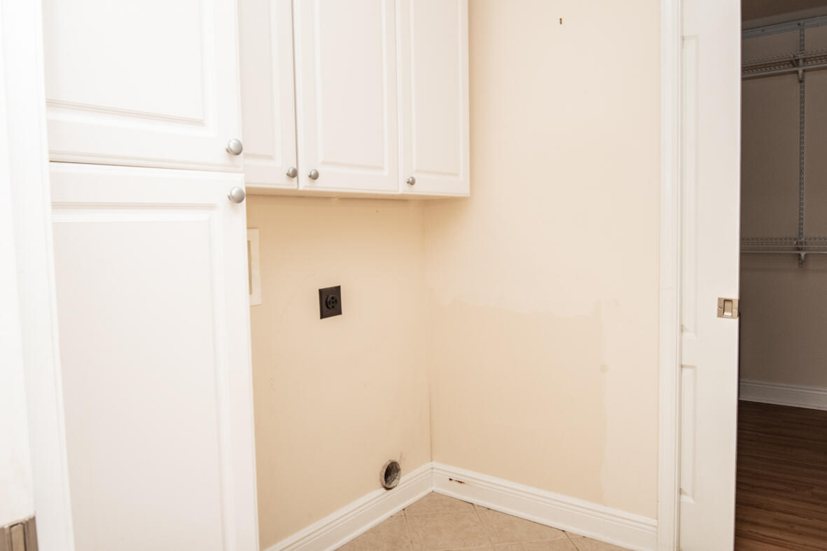 BRIDGEPORT COLONY - Residential Lease