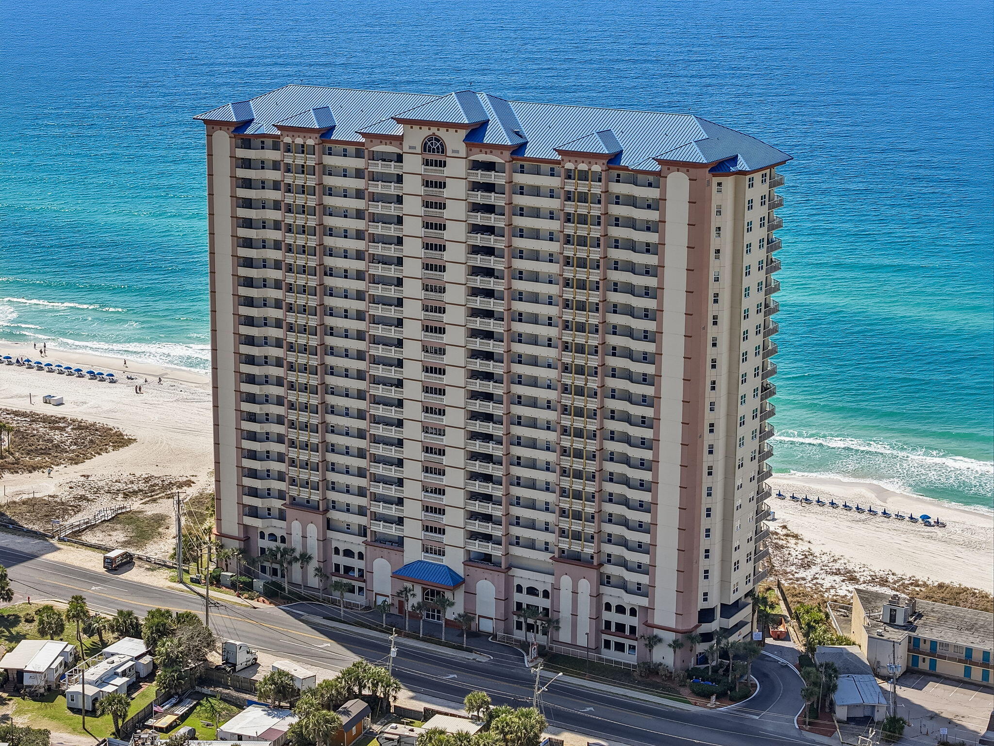 SUNRISE BEACH - Residential