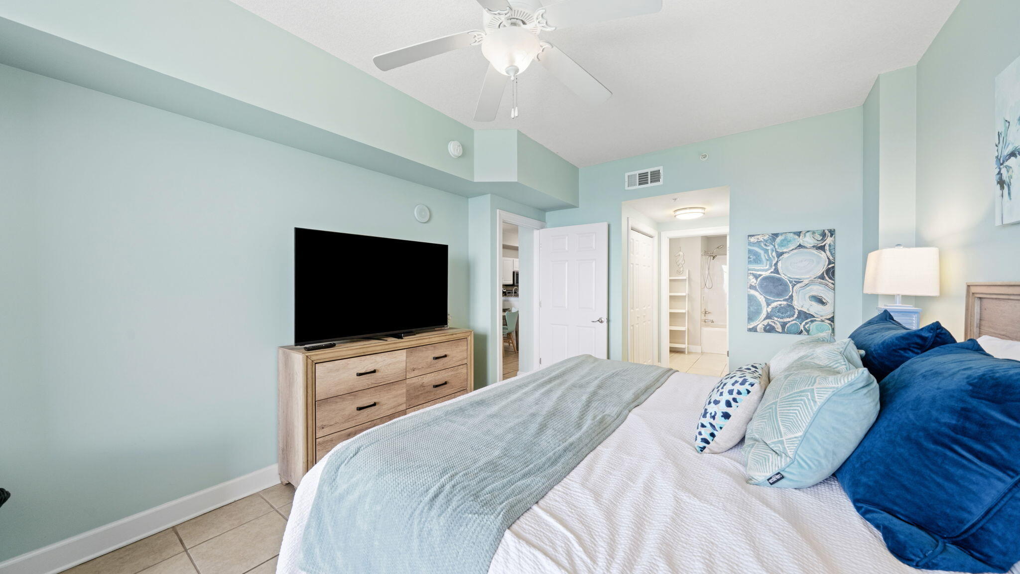 SUNRISE BEACH - Residential