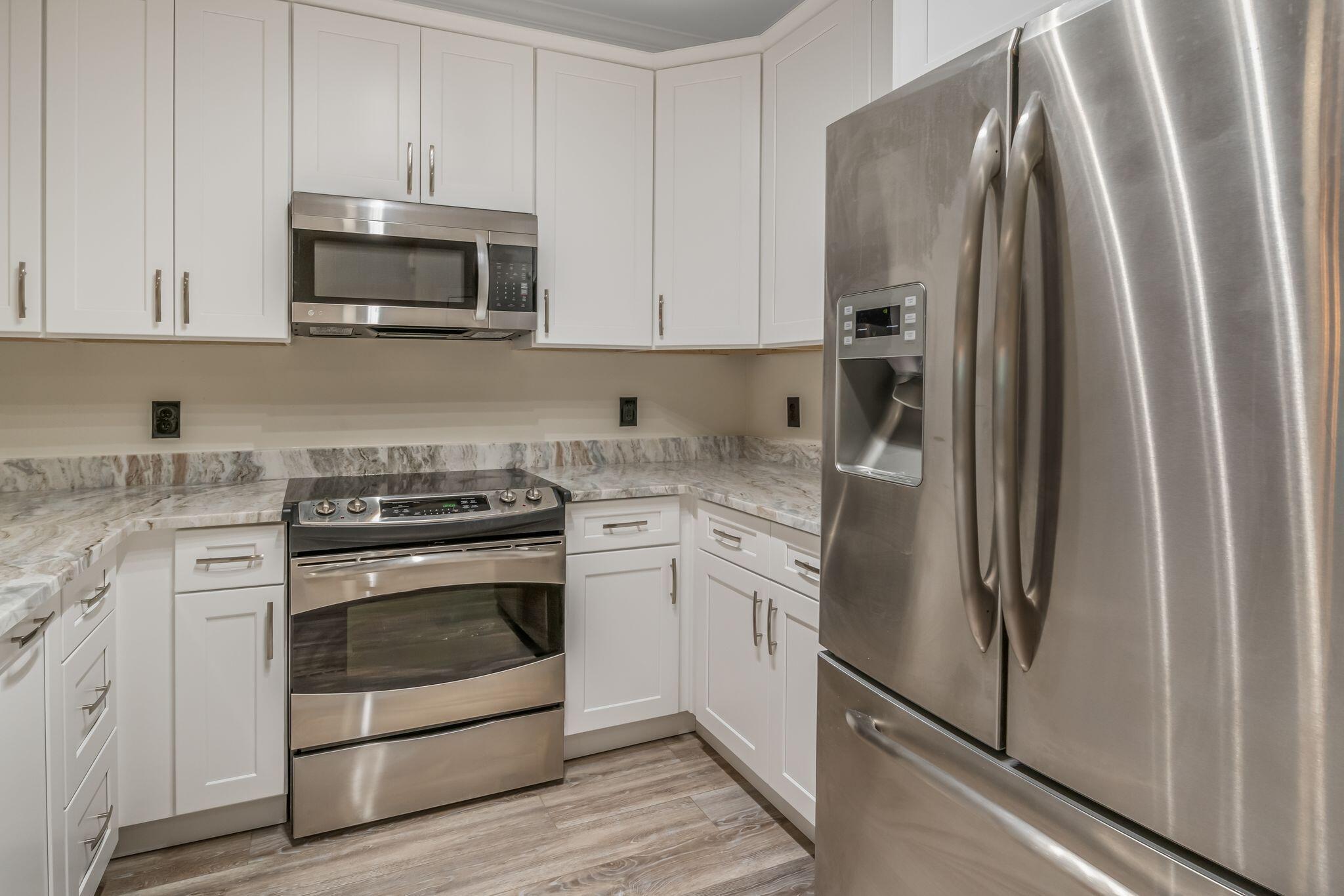 SOUTH HAVEN TOWNHOMES - Residential