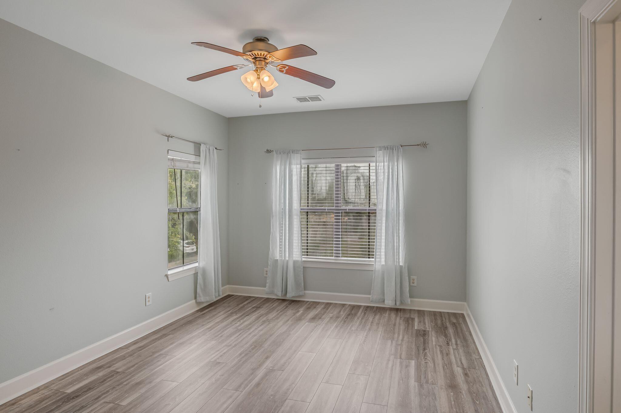 SOUTH HAVEN TOWNHOMES - Residential