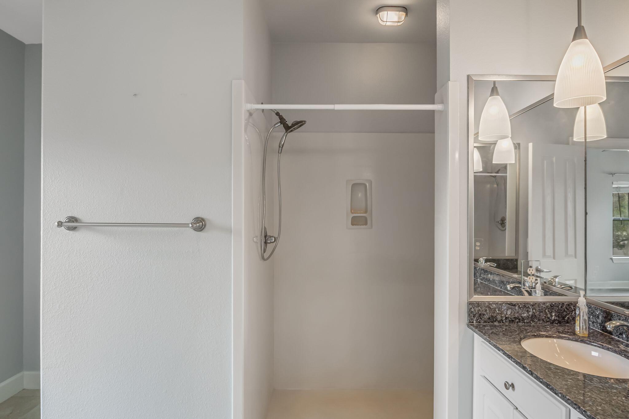 SOUTH HAVEN TOWNHOMES - Residential