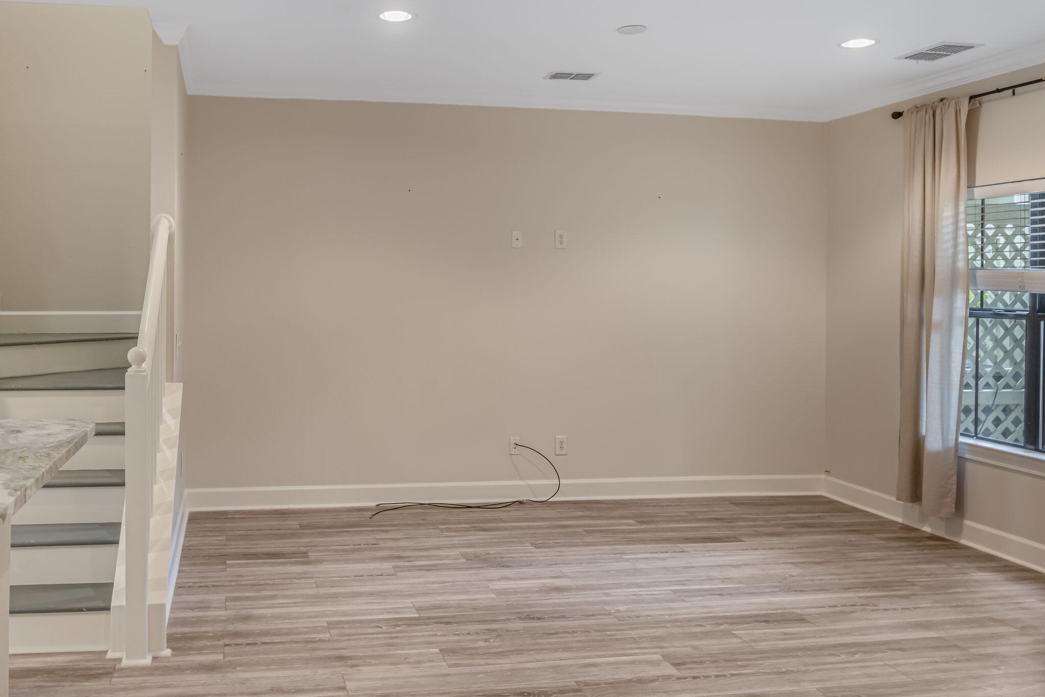 SOUTH HAVEN TOWNHOMES - Residential