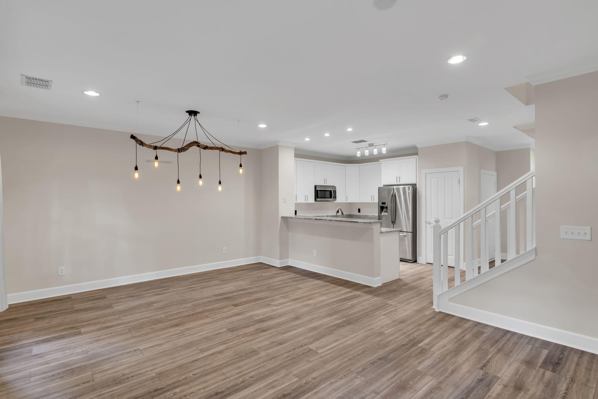 SOUTH HAVEN TOWNHOMES - Residential