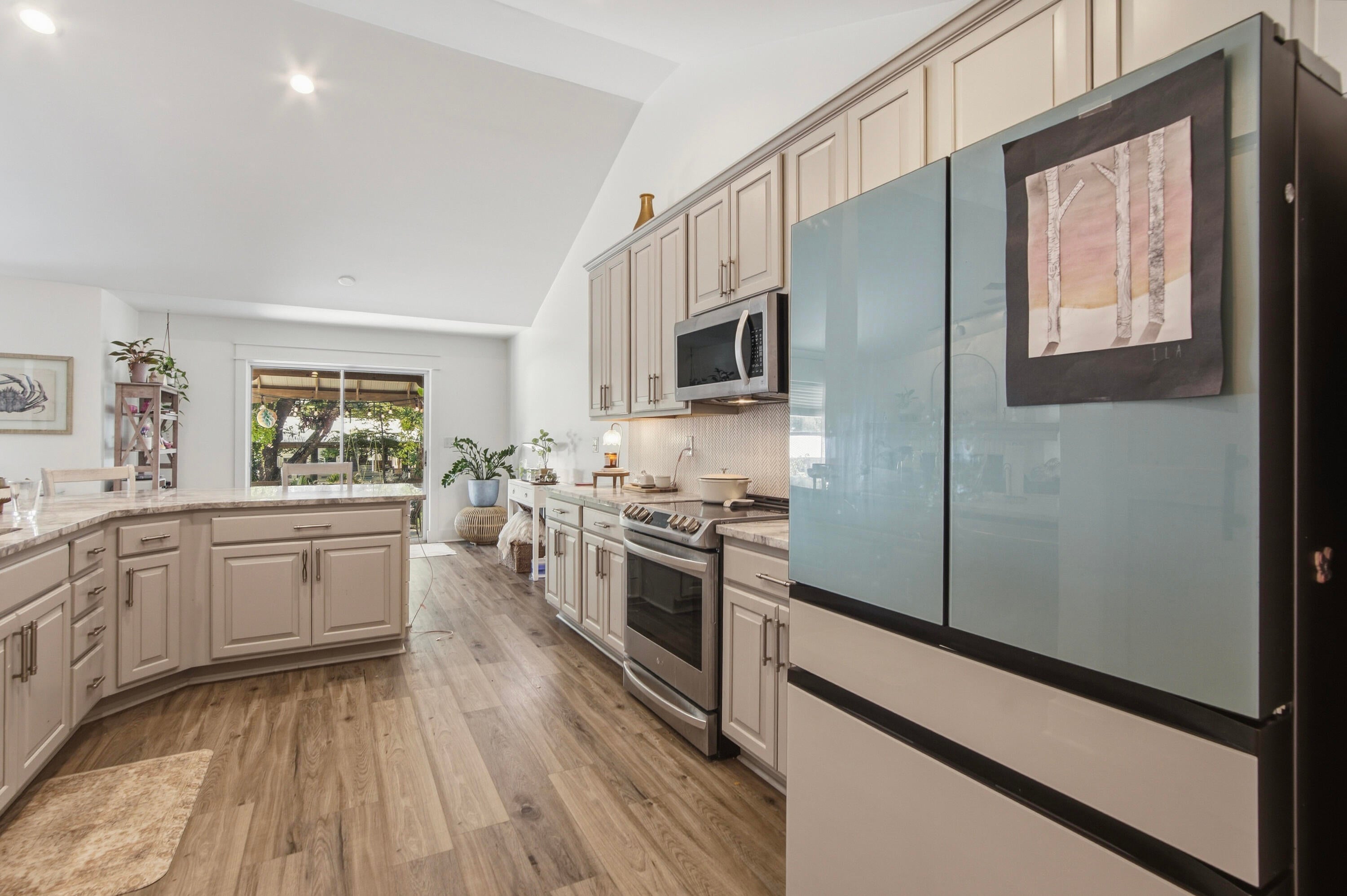 DAUGHETTES AMENDED - Residential