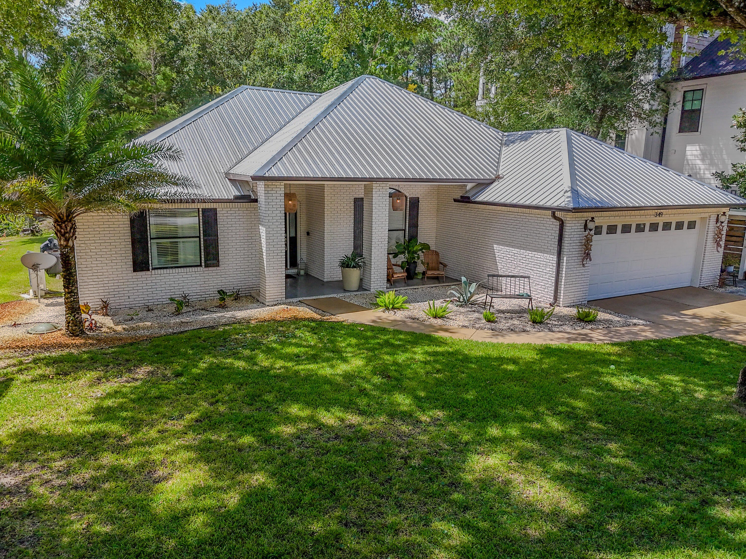DAUGHETTES AMENDED - Residential
