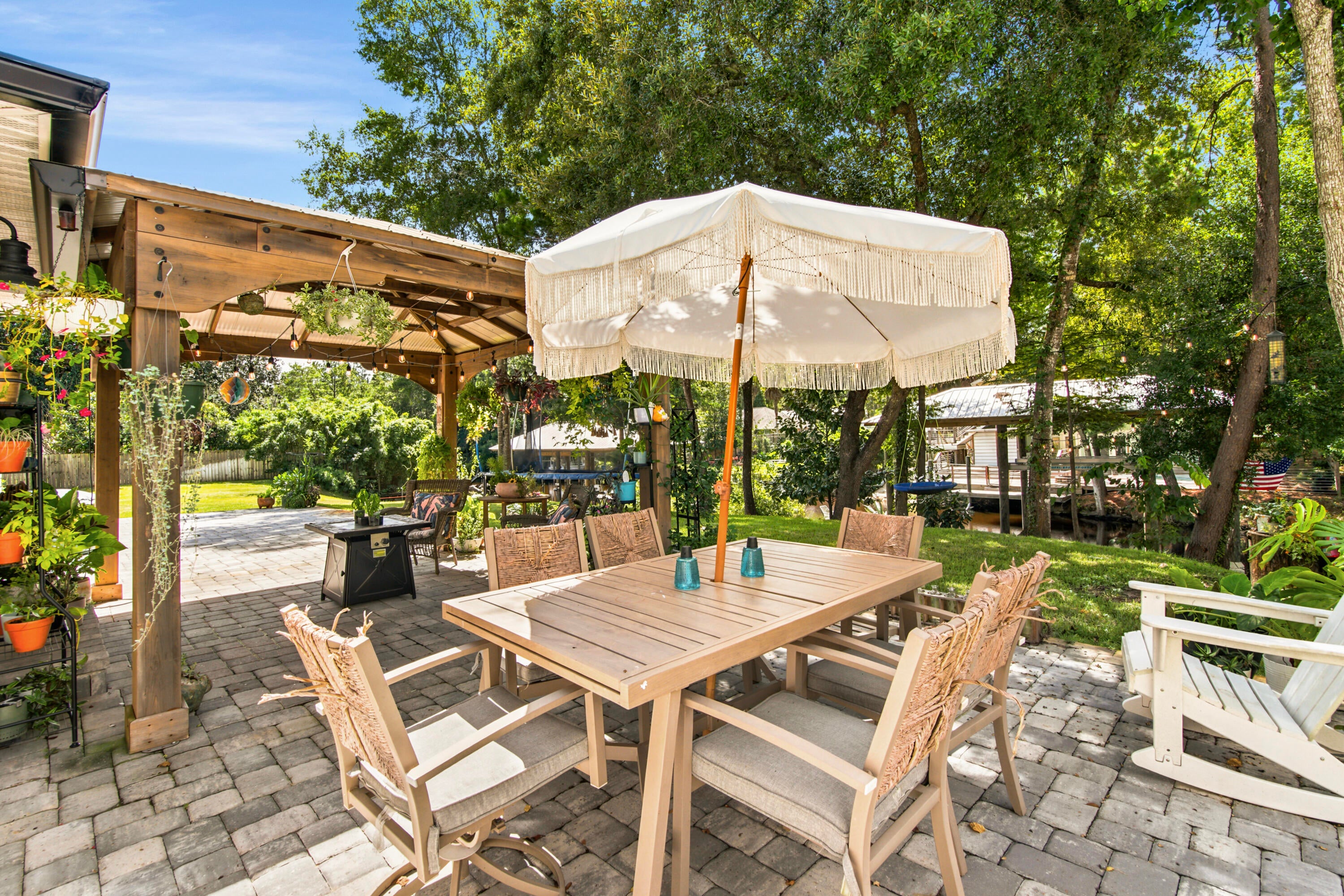 DAUGHETTES AMENDED - Residential