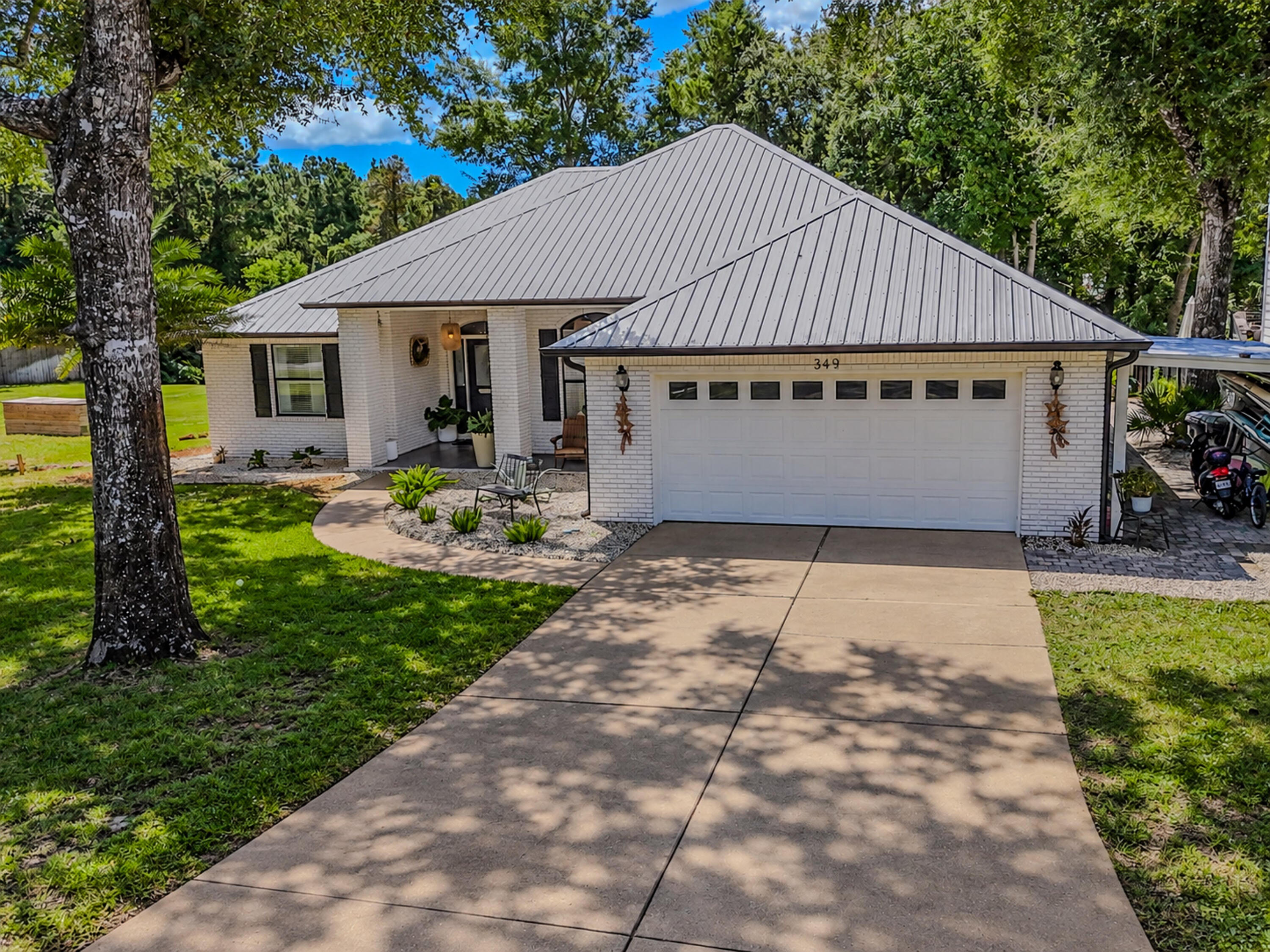 DAUGHETTES AMENDED - Residential