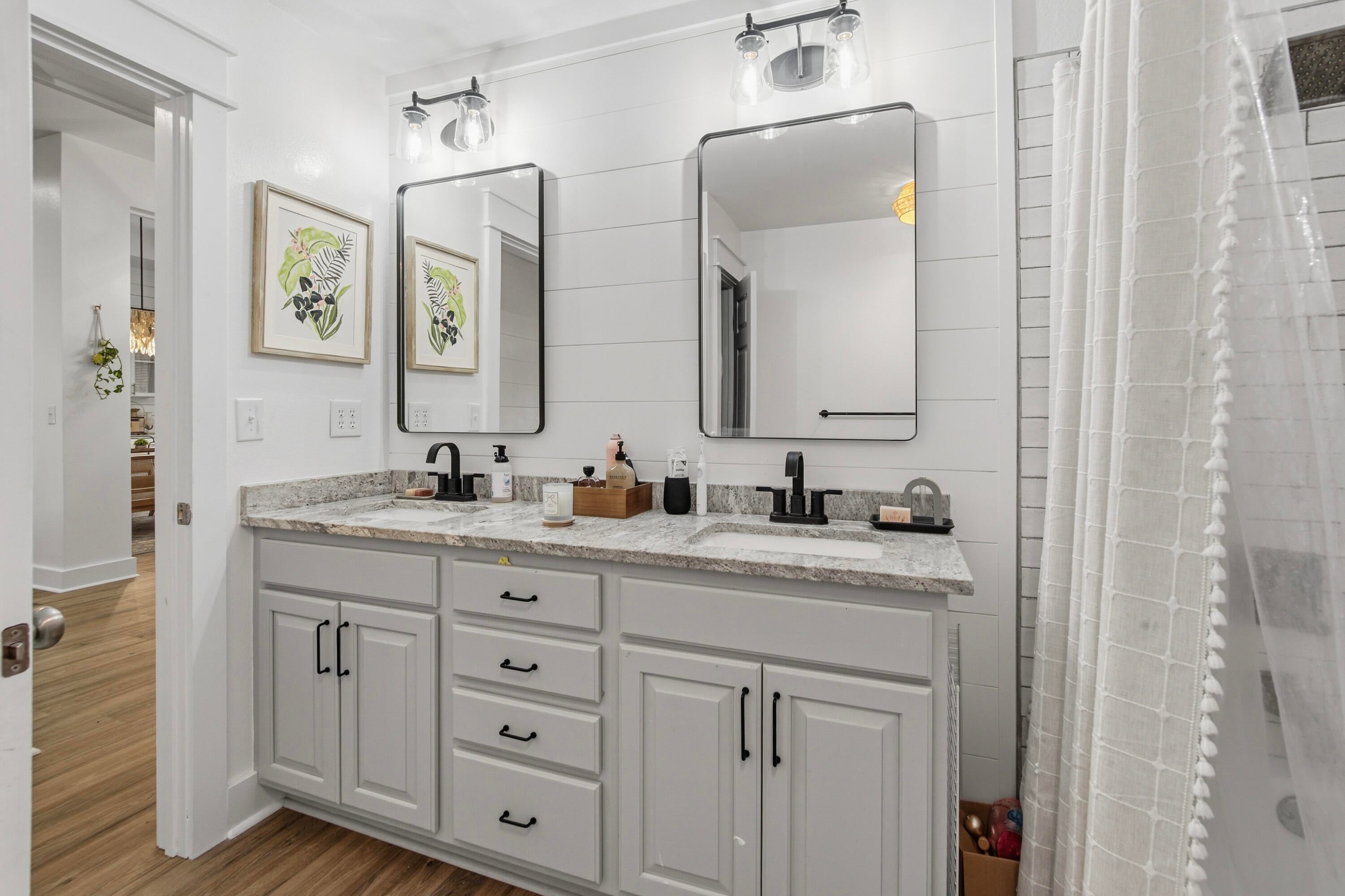 DAUGHETTES AMENDED - Residential