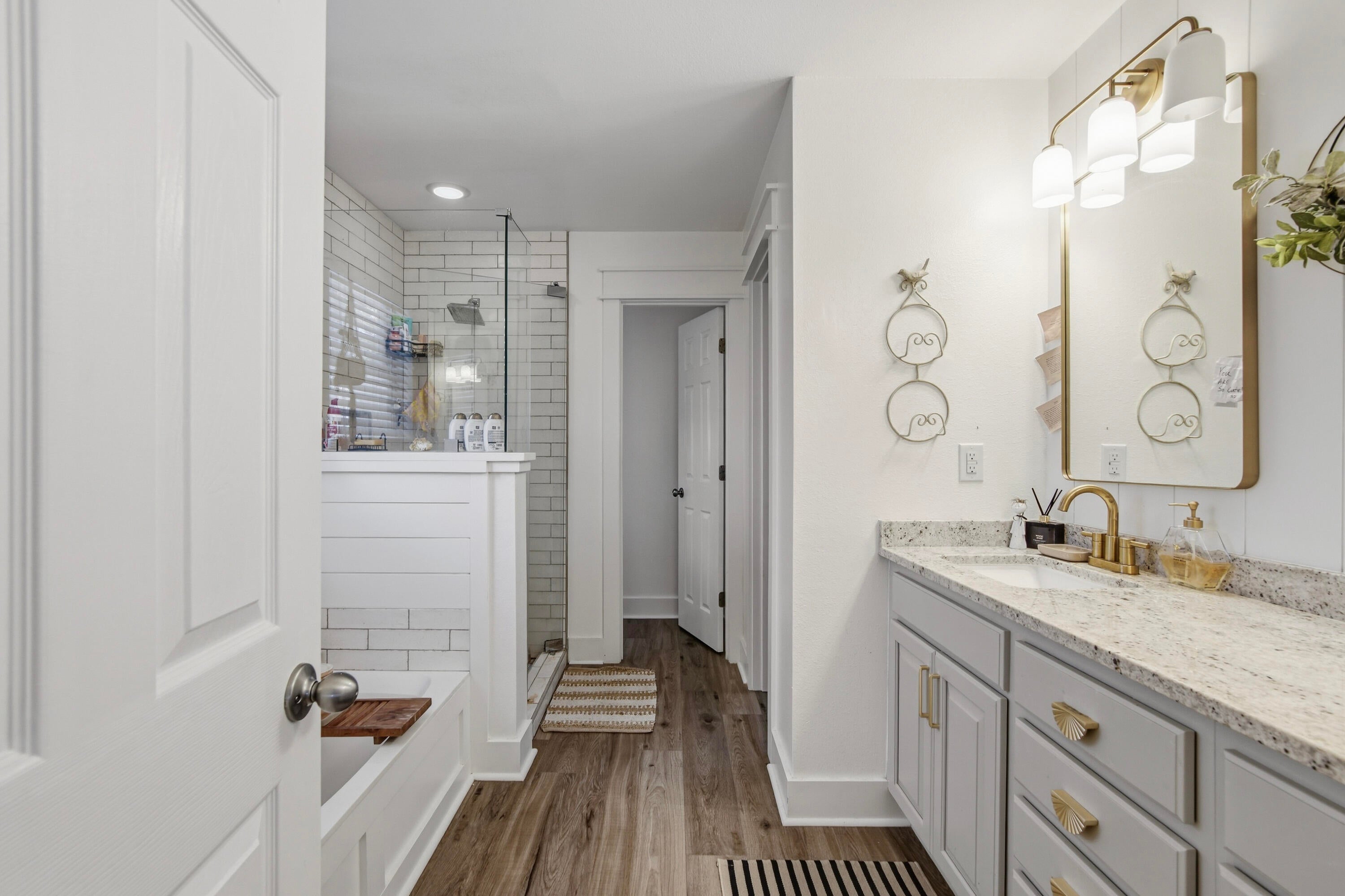 DAUGHETTES AMENDED - Residential