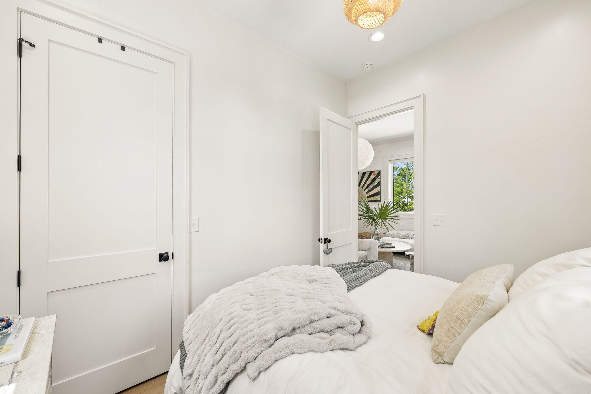 MAGNOLIA BEACH - Residential
