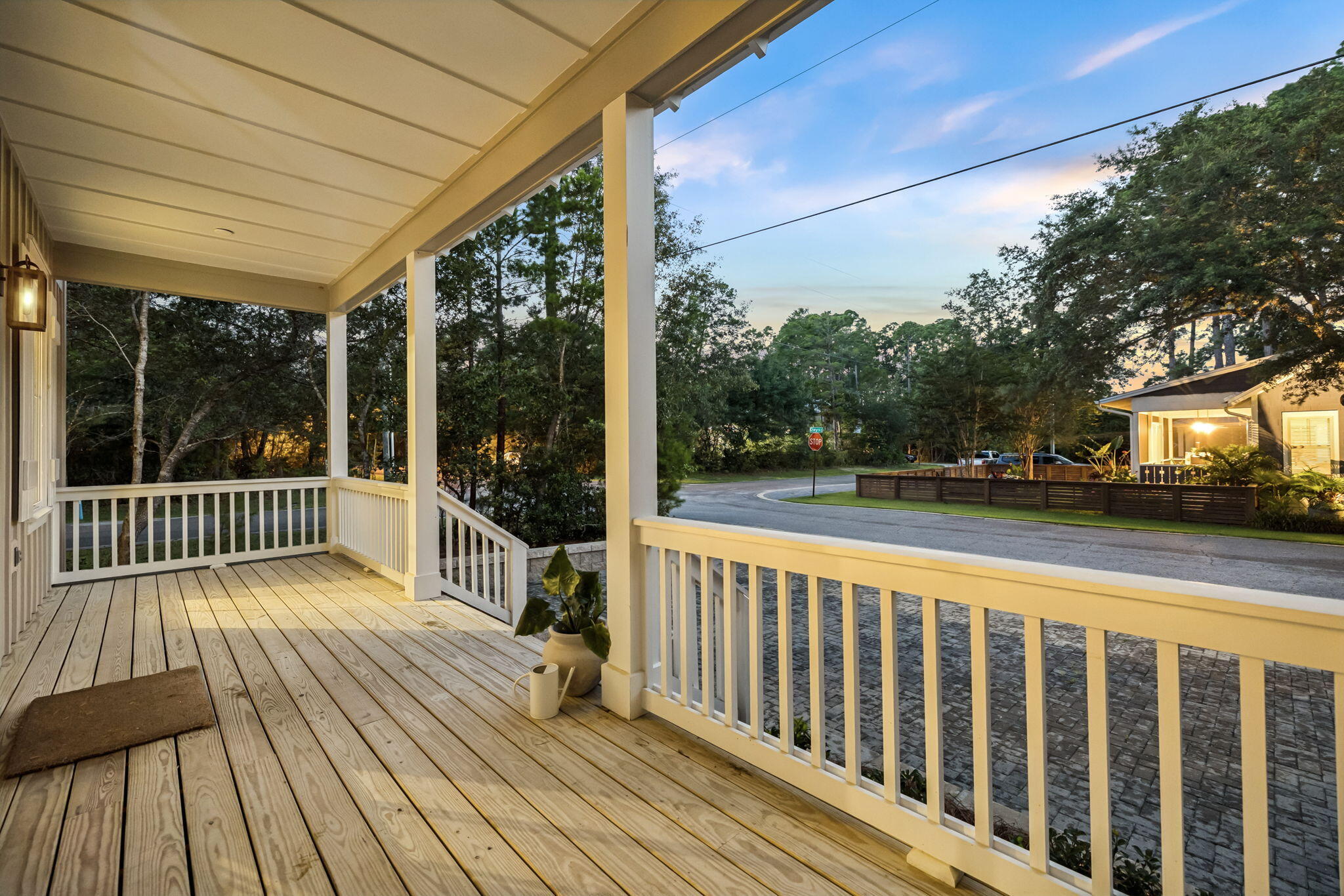 MAGNOLIA BEACH - Residential