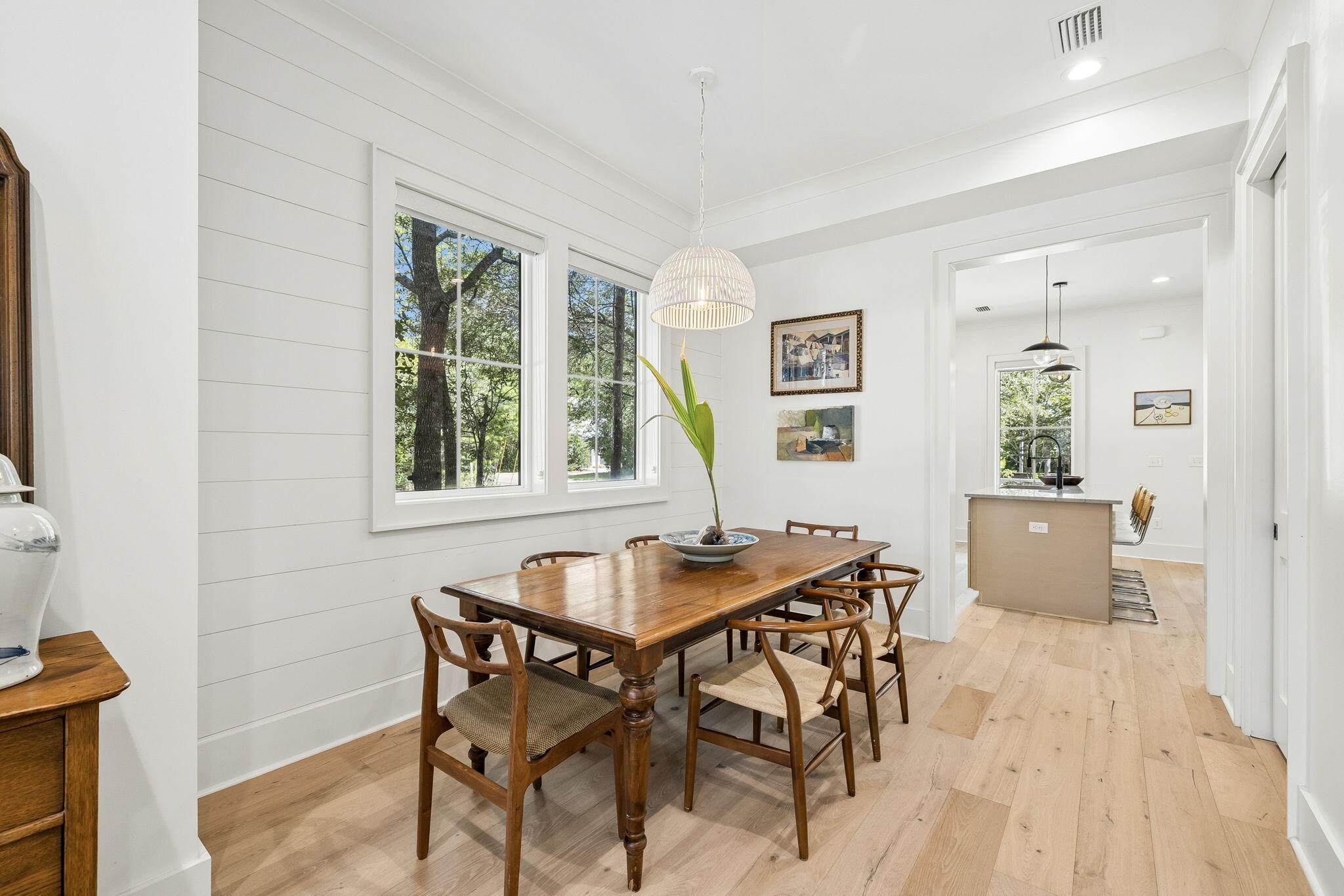 MAGNOLIA BEACH - Residential
