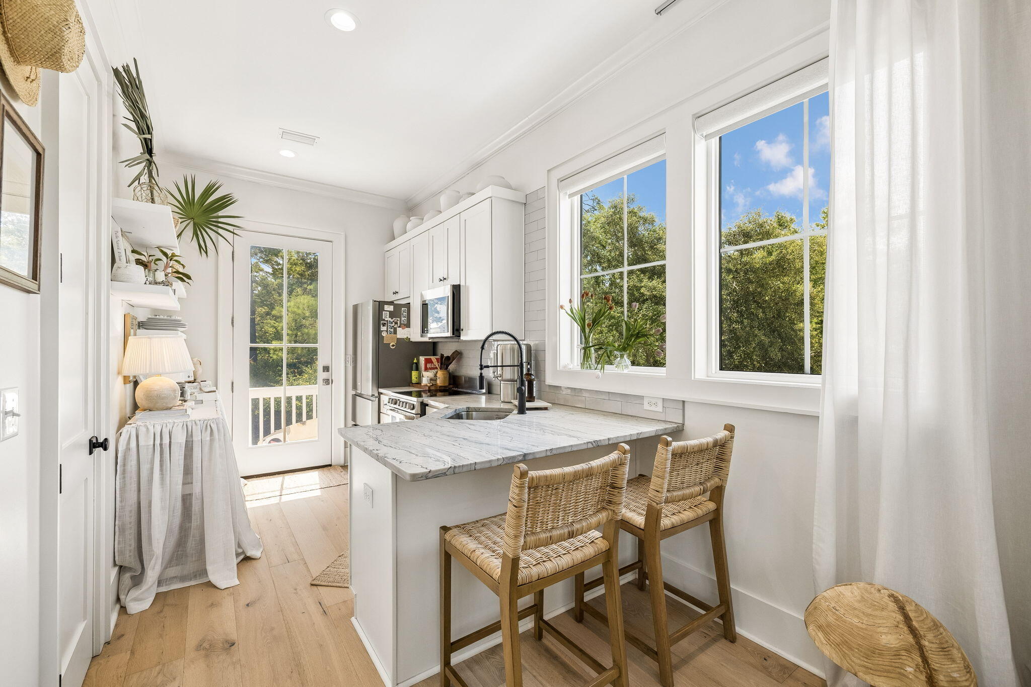 MAGNOLIA BEACH - Residential