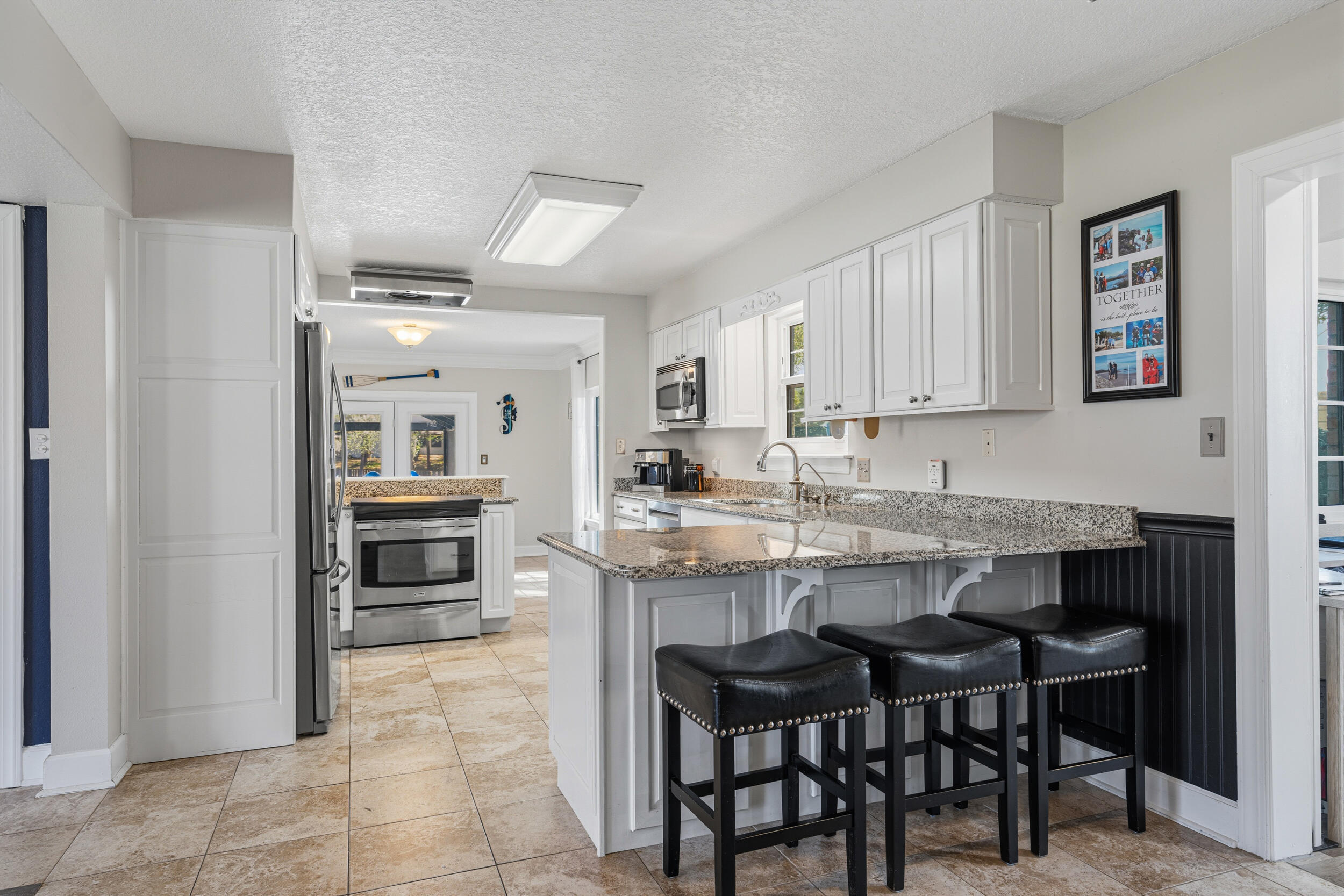 MARINERS COVE - Residential