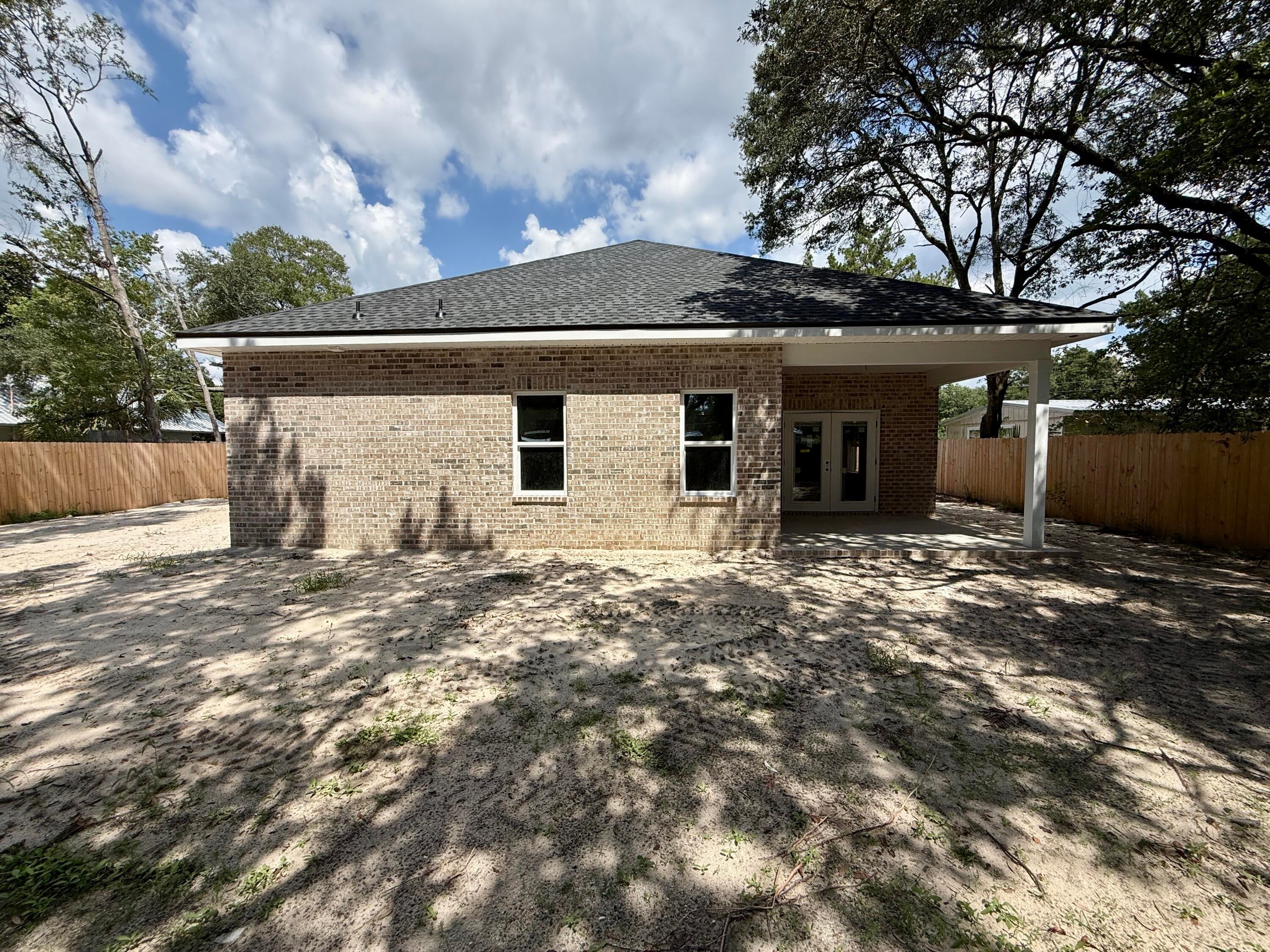 GARNIERS BEACH 3RD - Residential