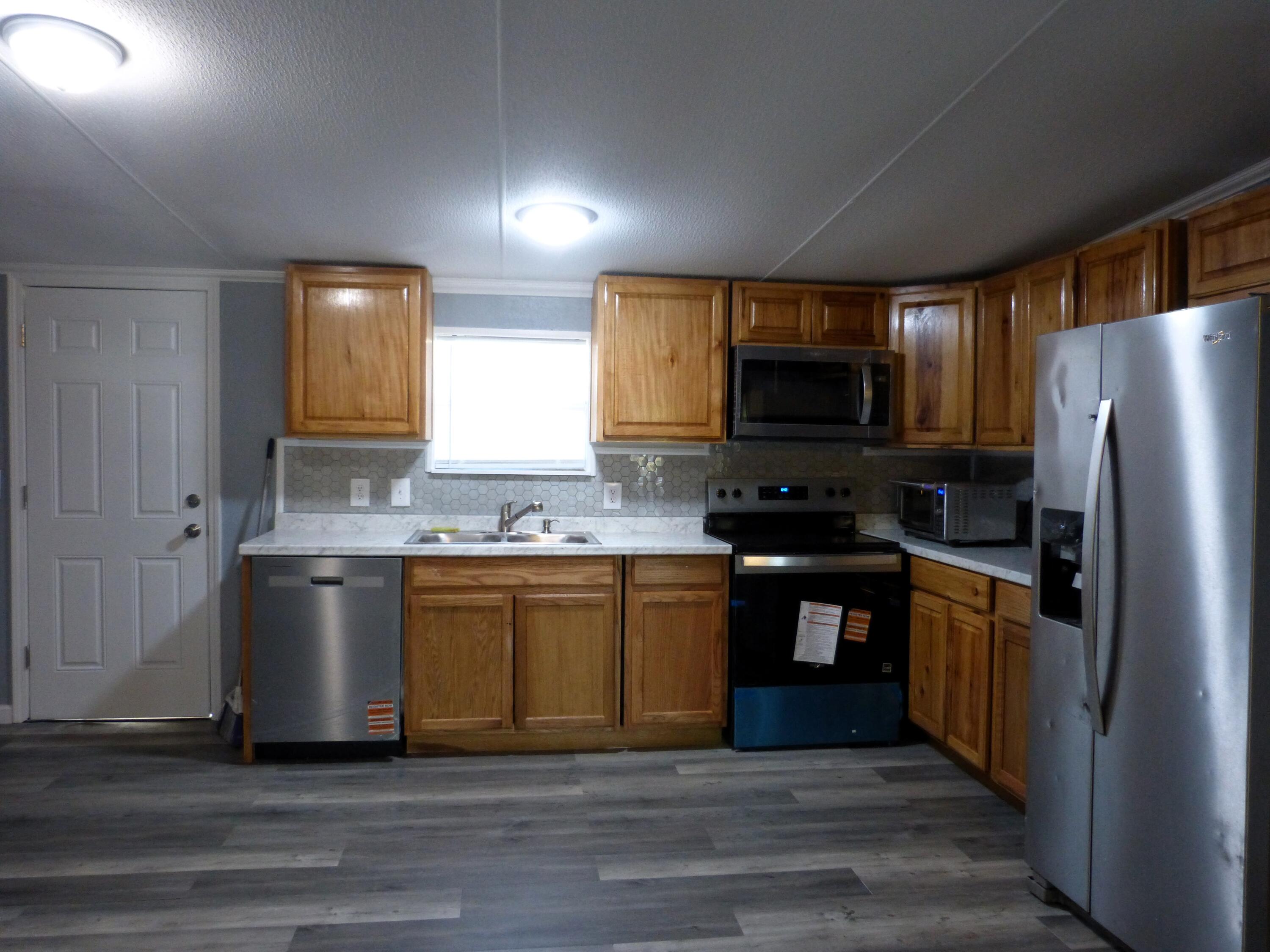 BAYSIDE PARK UNIT 1 - Residential