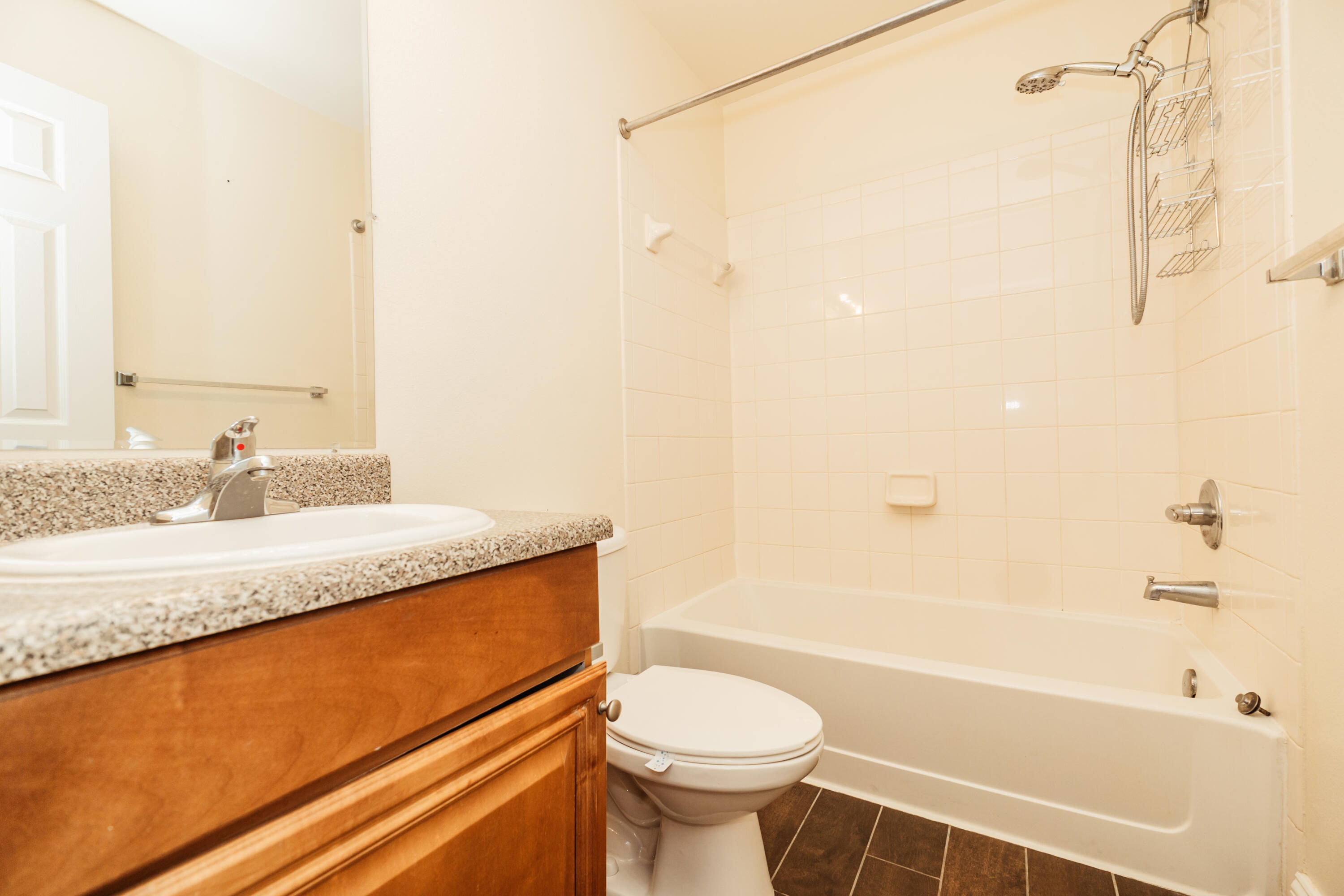 EAGLES LANDING S/D - Residential Lease