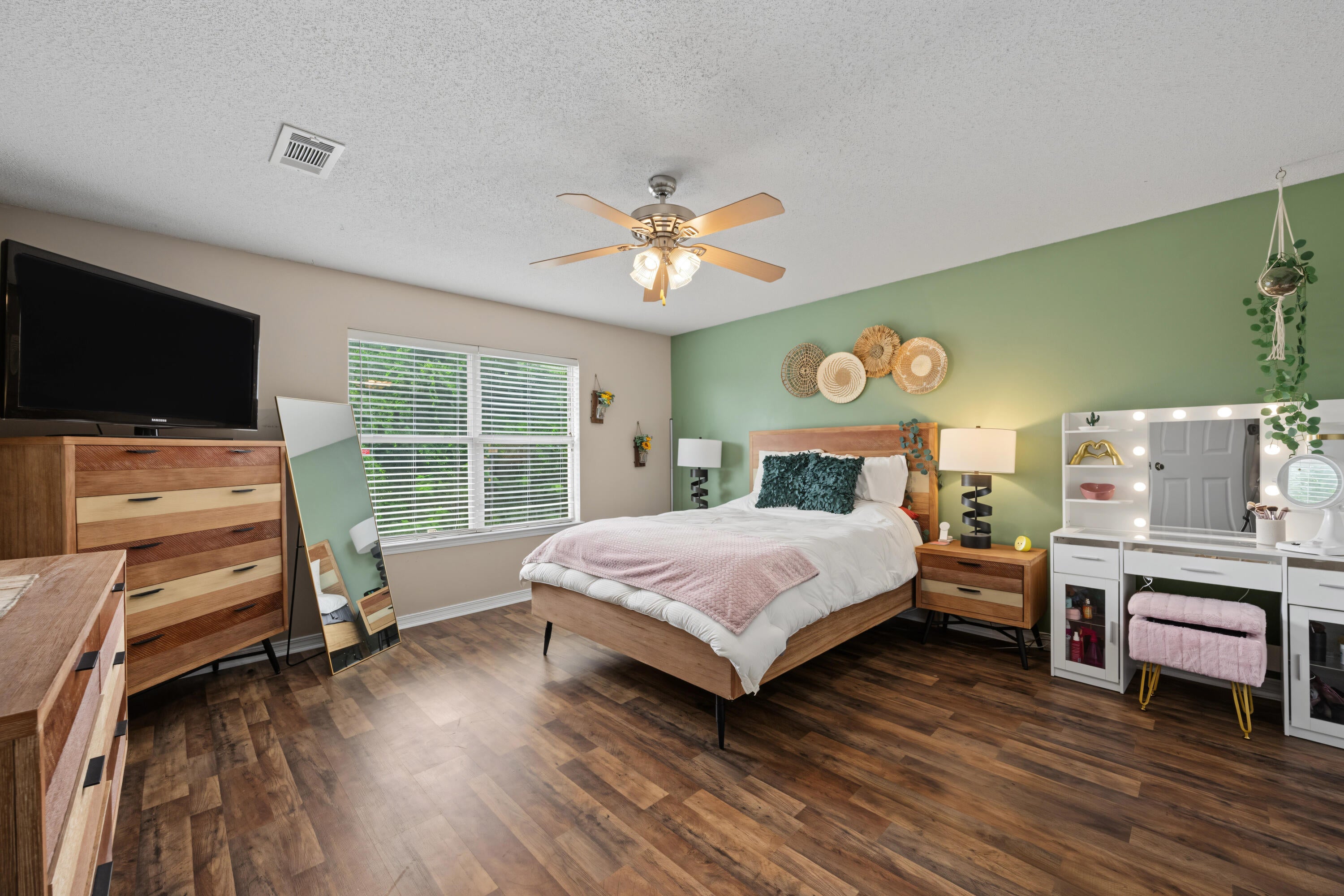 WESTVIEW ESTATES PH 3 - Residential