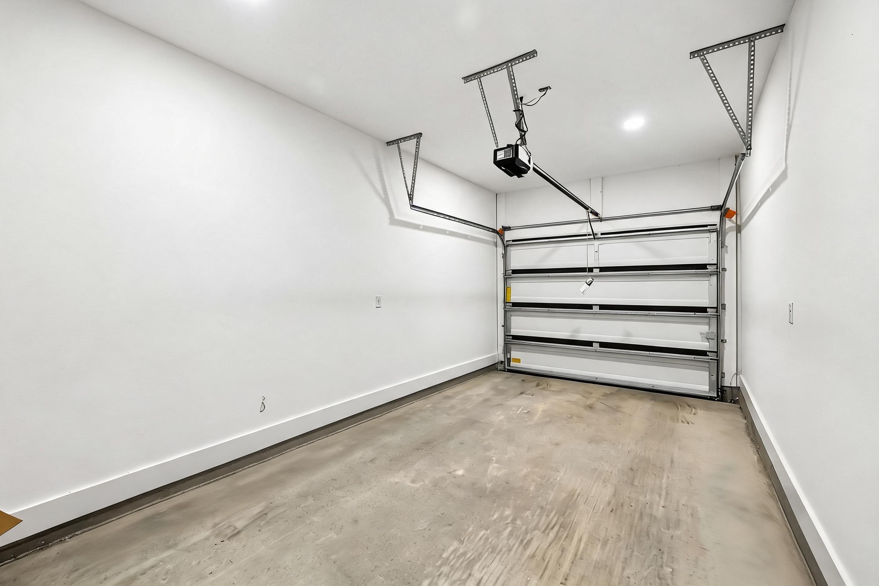 Hidden Pines Townhomes - Residential