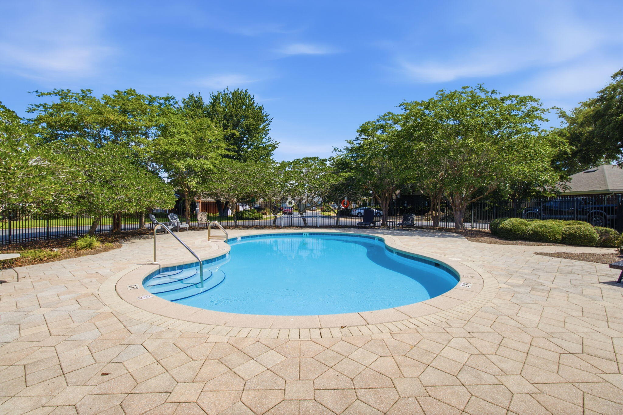 BRIDGEPORT COLONY - Residential