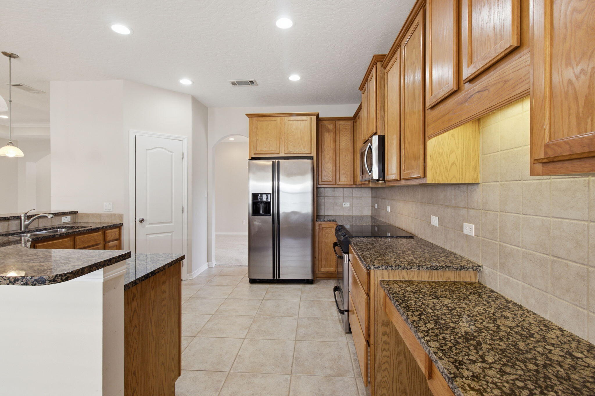 BRIDGEPORT COLONY - Residential