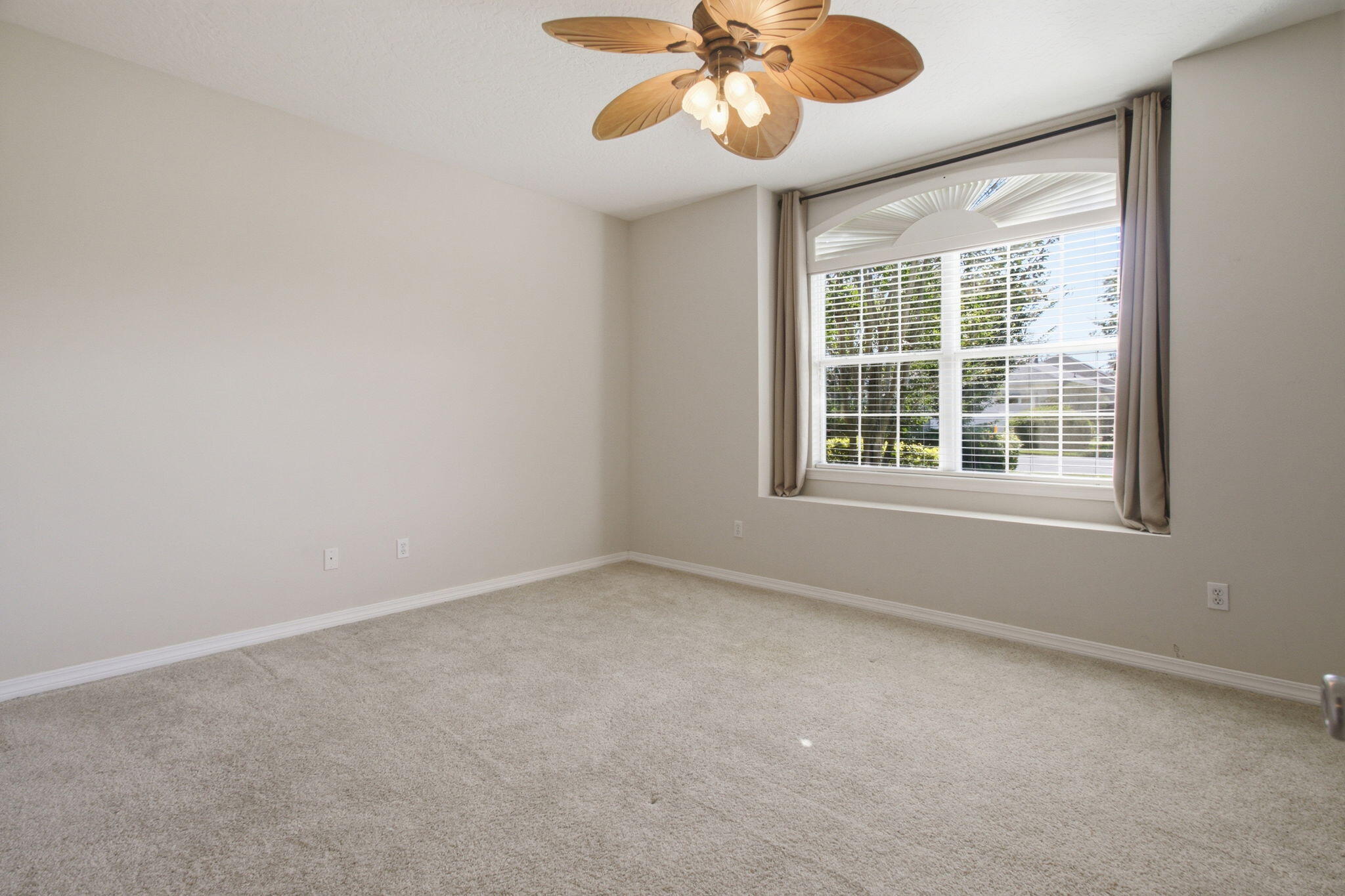 BRIDGEPORT COLONY - Residential