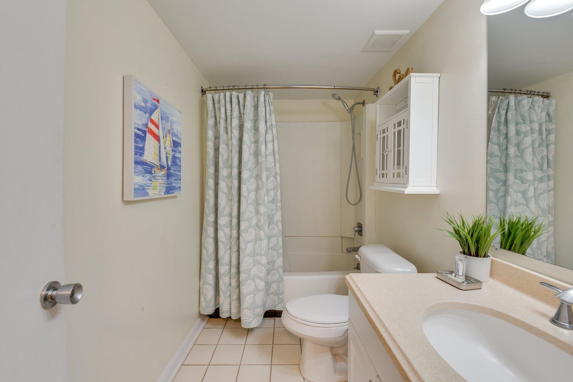 SEASCAPE CONDO GARDEN VILLA - Residential